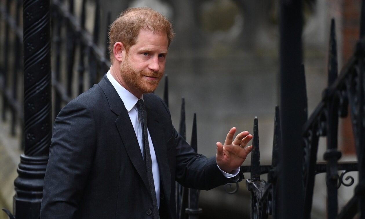 Πρίγκιπας Χάρι: «Πυρά» των δικηγορών του προς τον Ρούπερτ Μέρντοχ – Να συμπεριληφθεί στη δίκη