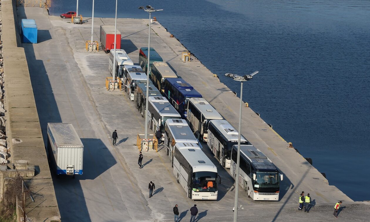 Έρχονται οι «μαχαραγιάδες»- Ινδικά σχέδια για τα λιμάνια Καβάλας και Αλεξανδρούπολης