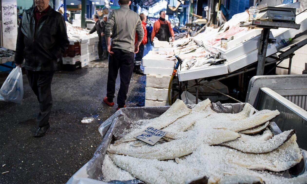 ΕΕΚΕ: Τι να προσέξουν οι καταναλωτές στην αγορά μπακαλιάρου για την 25η Μαρτίου