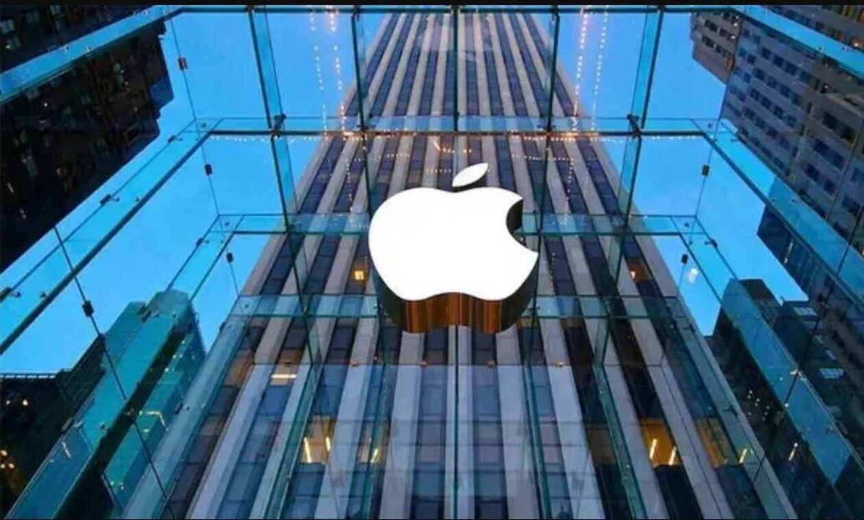 Σε μεγάλους μπελάδες η Apple – Μήνυση από την κυβέρνηση Μπάιντεν