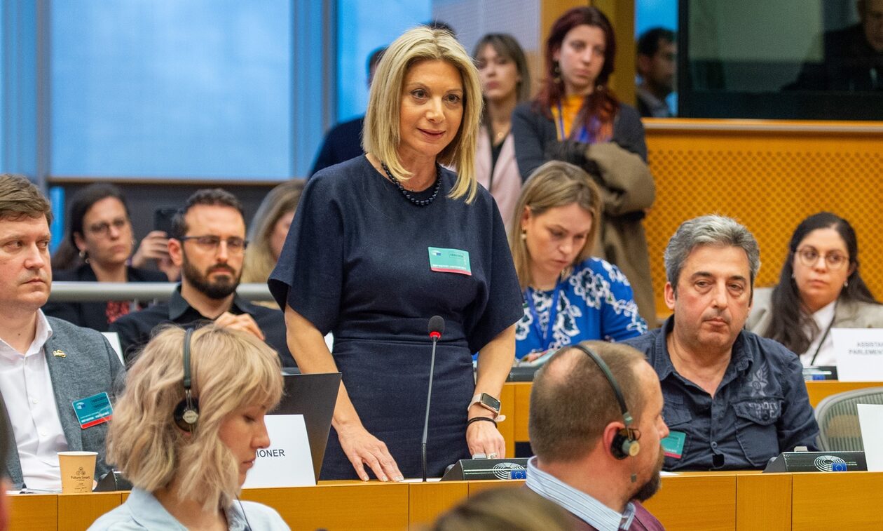 Κάλεσμα Καρυστιανού για Τέμπη: Στείλτε μας βίντεο και φωτογραφίες από την εμπορική αμαξοστοιχία