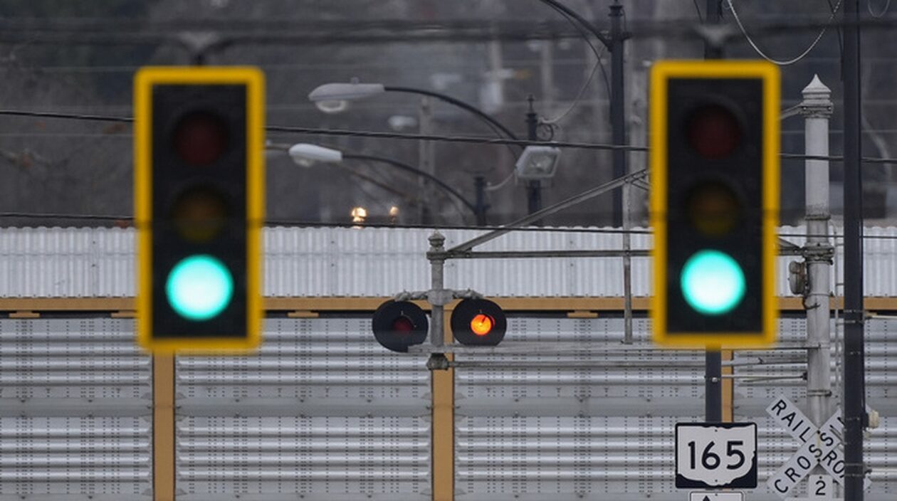 Νορβηγία: Εμπορική αμαξοστοιχία εκτροχιάστηκε κοντά στην πόλη Μπέργκεν – Aπεφεύχη σύγκρουση τραίνων