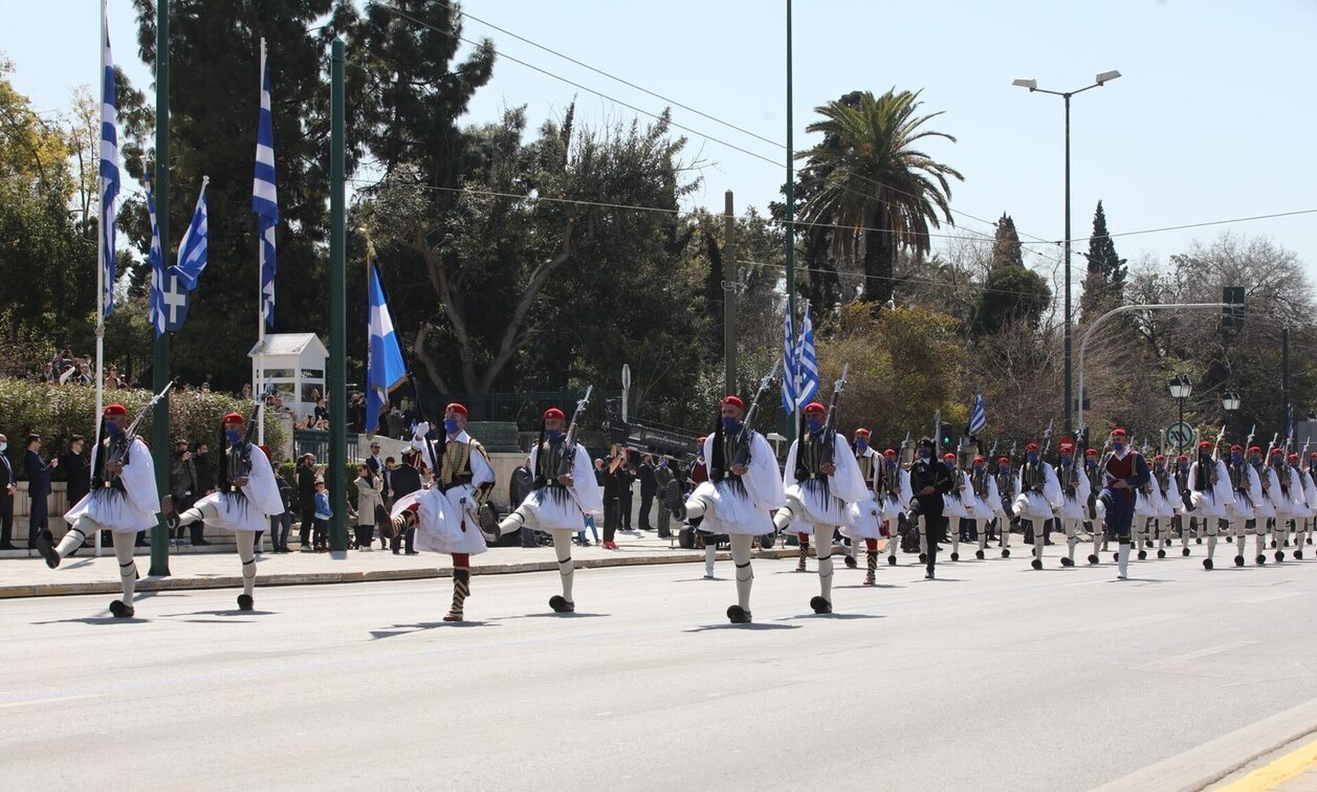 Παρέλαση 25η Μαρτίου: Κυκλοφοριακές ρυθμίσεις στο κέντρο της Αθήνας – Ποιοι δρόμοι θα είναι κλειστοί