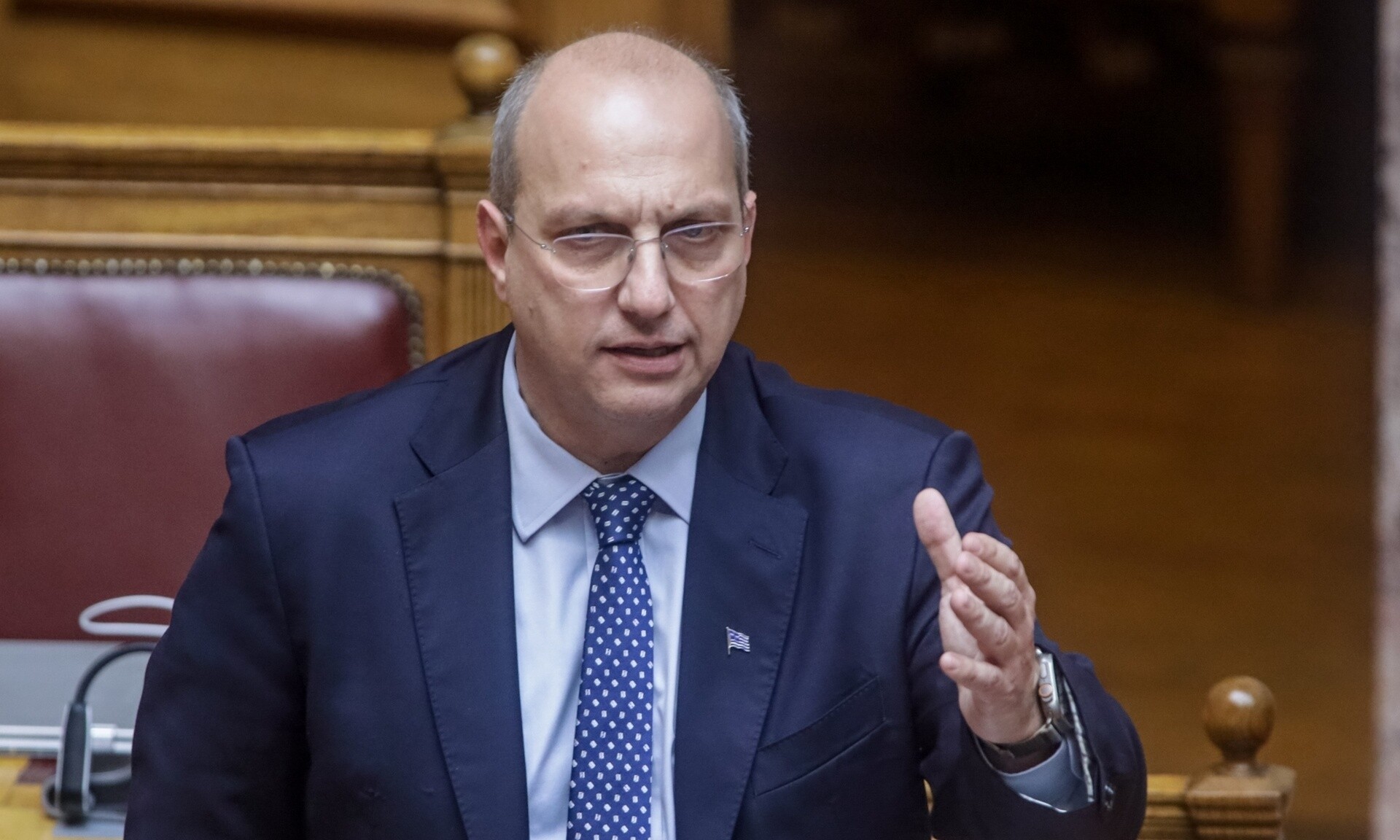 Οικονόμου για Τέμπη: «Η αντιπολίτευση επιχειρεί την πρόκληση πολιτικής ανωμαλίας»