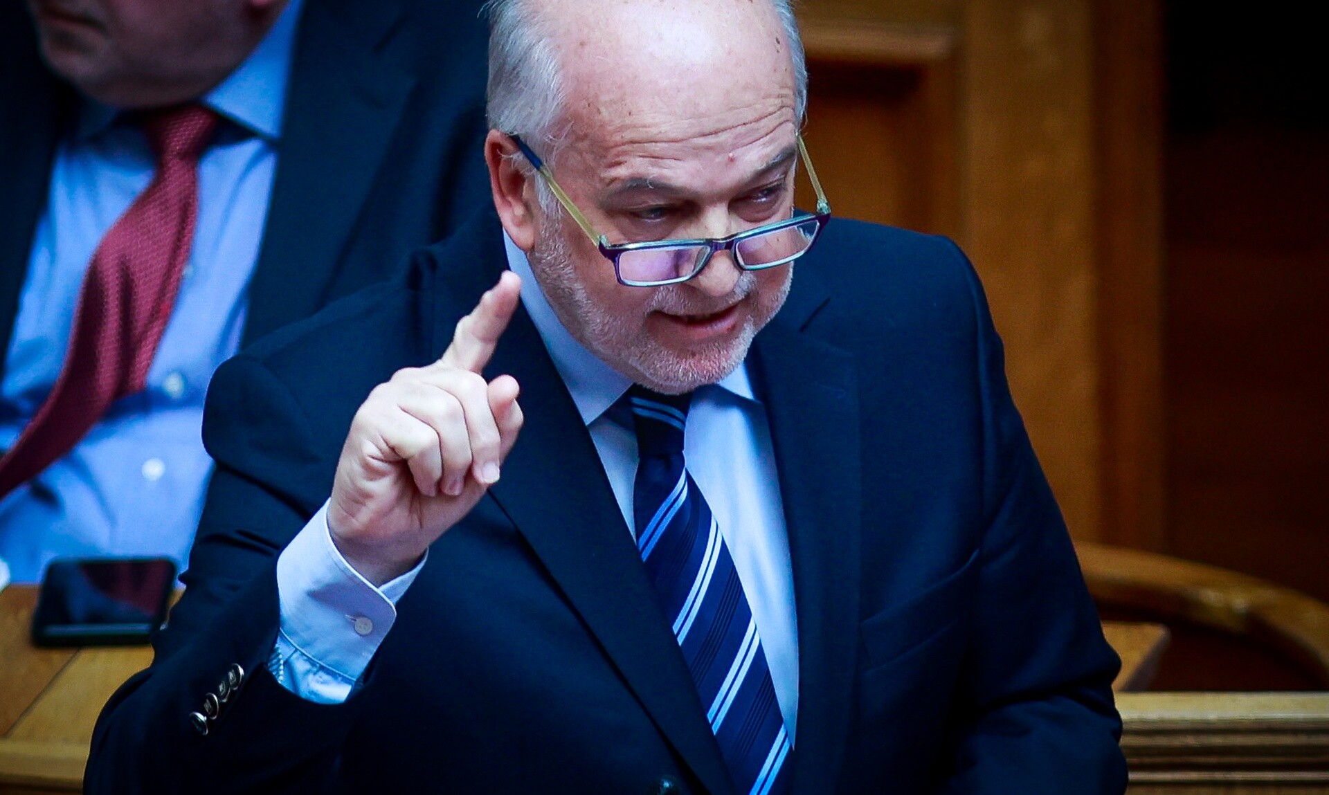 Φλωρίδης: «Δεν υπάρχει ίχνος τσιμέντου – Παραπλανητικό το δημοσίευμα για τα Τέμπη»