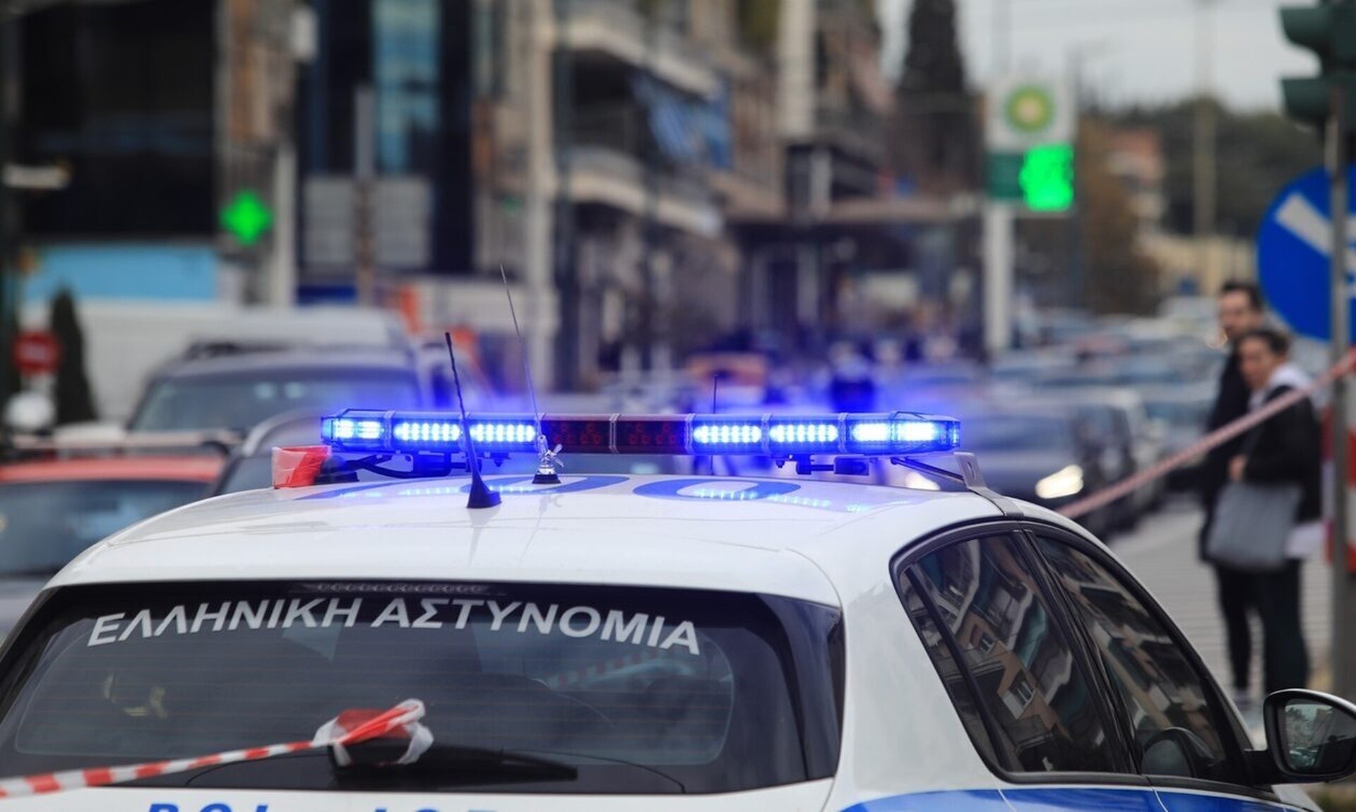 Λάρισα: Άγριος καβγάς μεταξύ γονέων σε σχολείο μπροστά σε παιδιά
