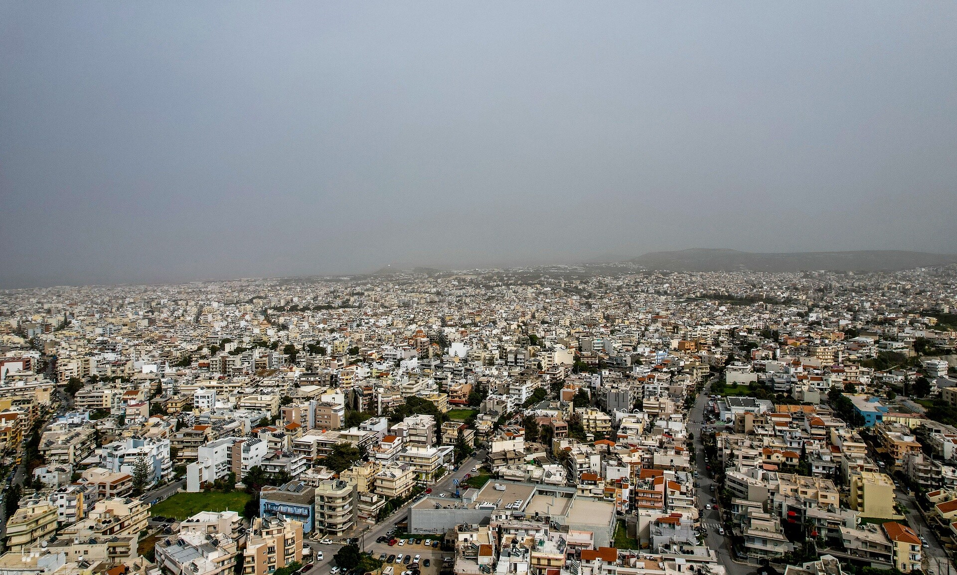 Meteo: Σκεπάστηκε με αφρικανική σκόνη η νότια Ελλάδα