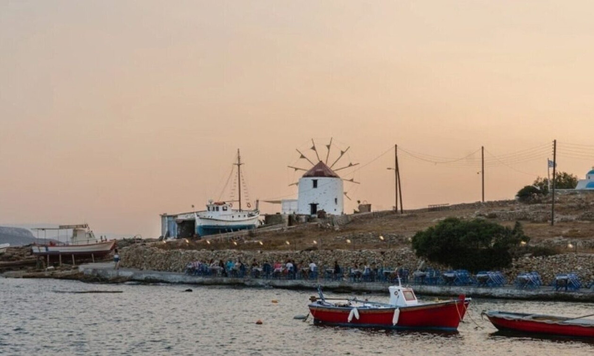 Handelsblatt: Ψάχνουν εργατικό δυναμικό στην Ελλάδα ενόψει νέου ρεκόρ στον τουρισμό