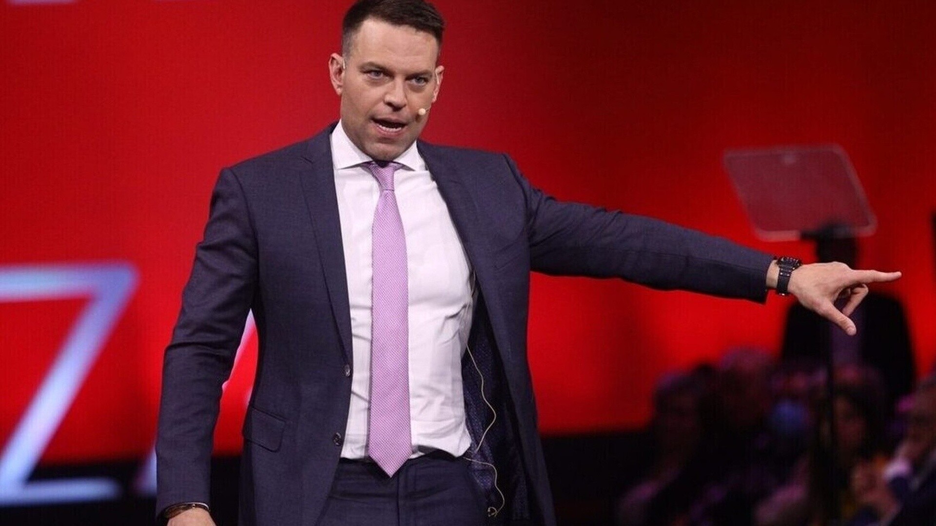 «Αγριεμένος» γυρίζει ο Κασσελάκης: Το κόμμα στον «πάγο» – ετοιμάζει «εκκαθαρίσεις»