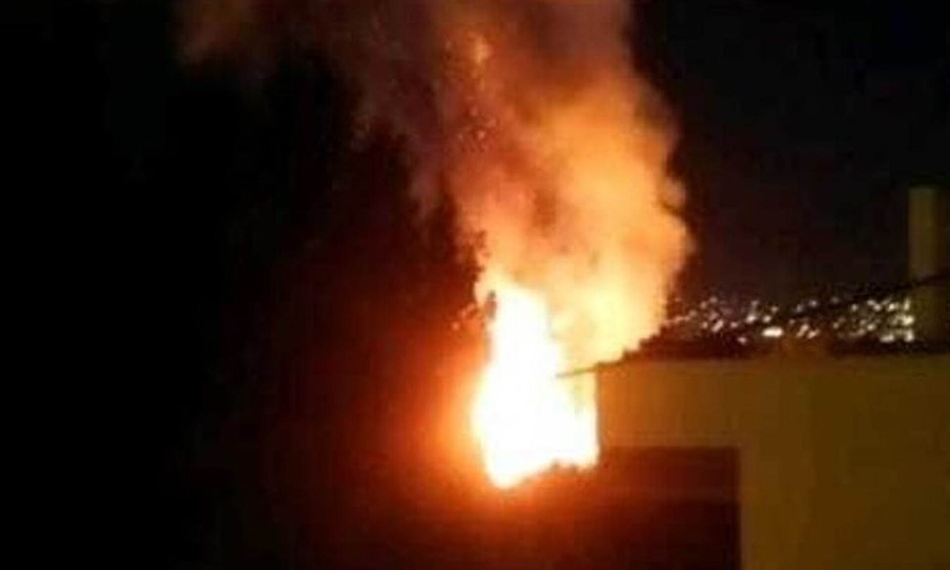 Mεταμόρφωση: Φωτιά ξέσπασε σε εστιατόριο