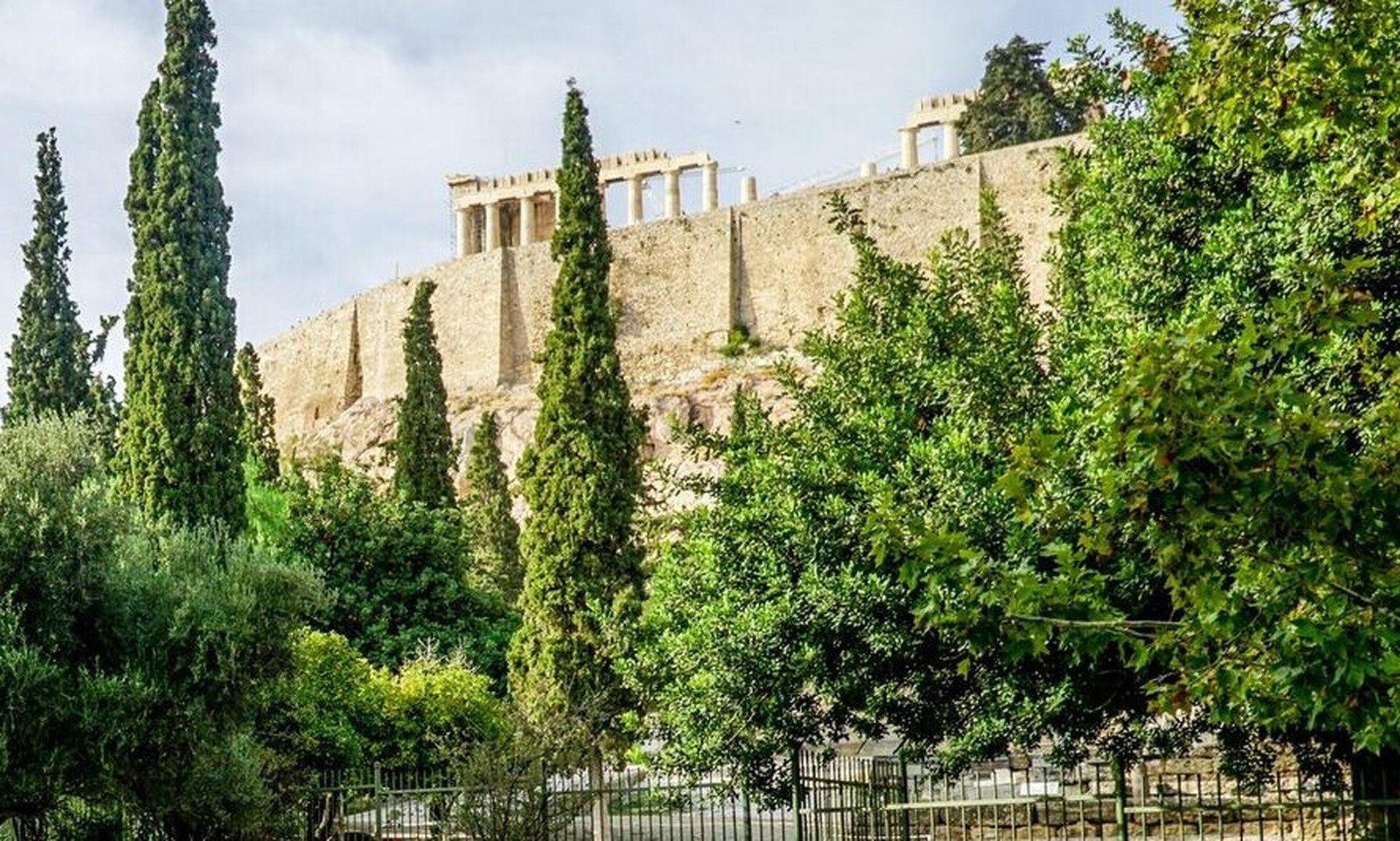 Η Αθήνα στο αμερικανικό top 10 τουριστικών προορισμών για το καλοκαίρι 2024 – «Περιζήτητη η Ελλάδα»