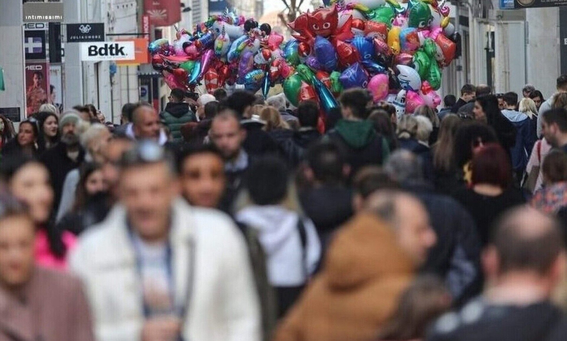 Κατώτατος μισθός: Αυξάνεται από σήμερα – Ποια επιδόματα συμπαρασύρει