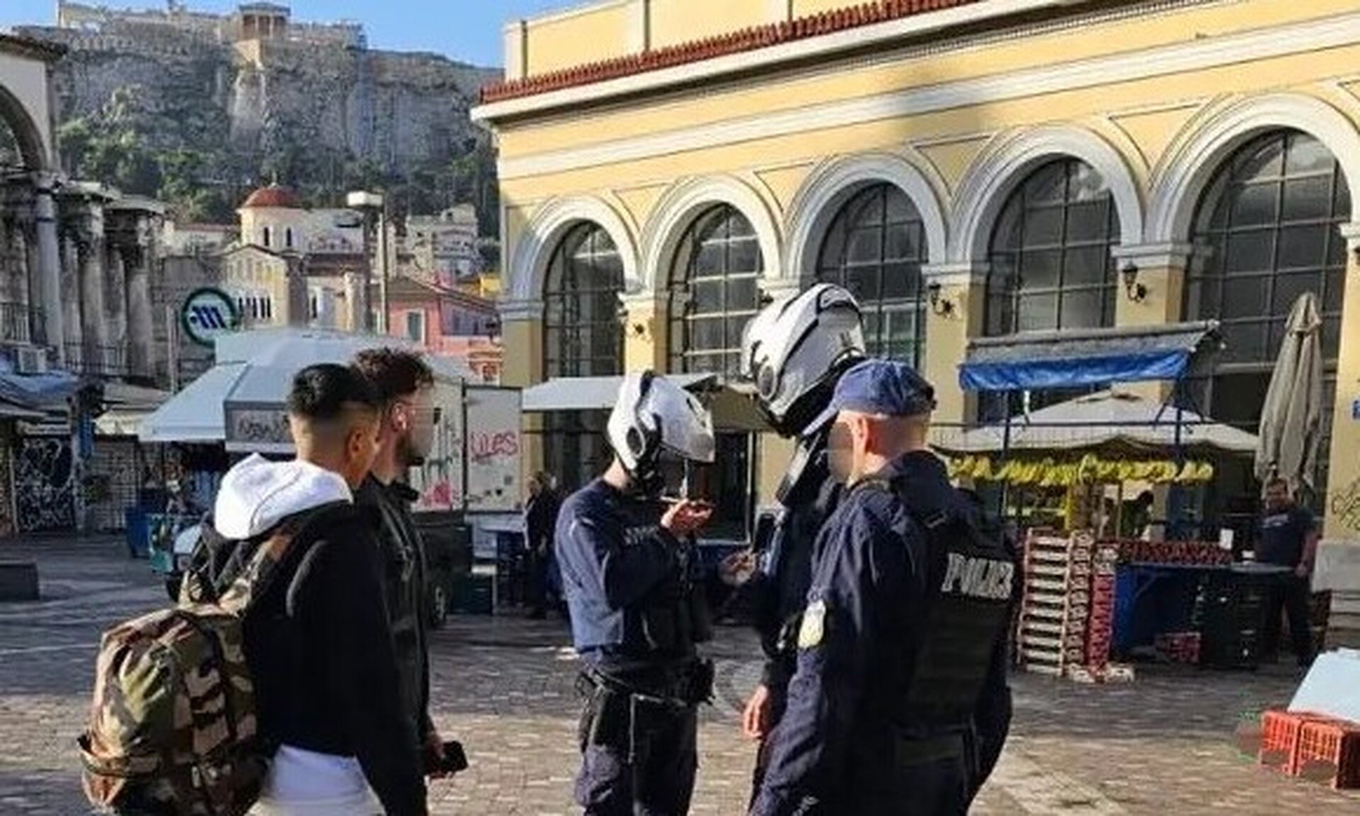 ΕΛ.ΑΣ.: Ειδική επιχειρησιακή δράση στο κέντρο της Αθήνας – Έγιναν 171 προσαγωγές και 57 συλλήψεις