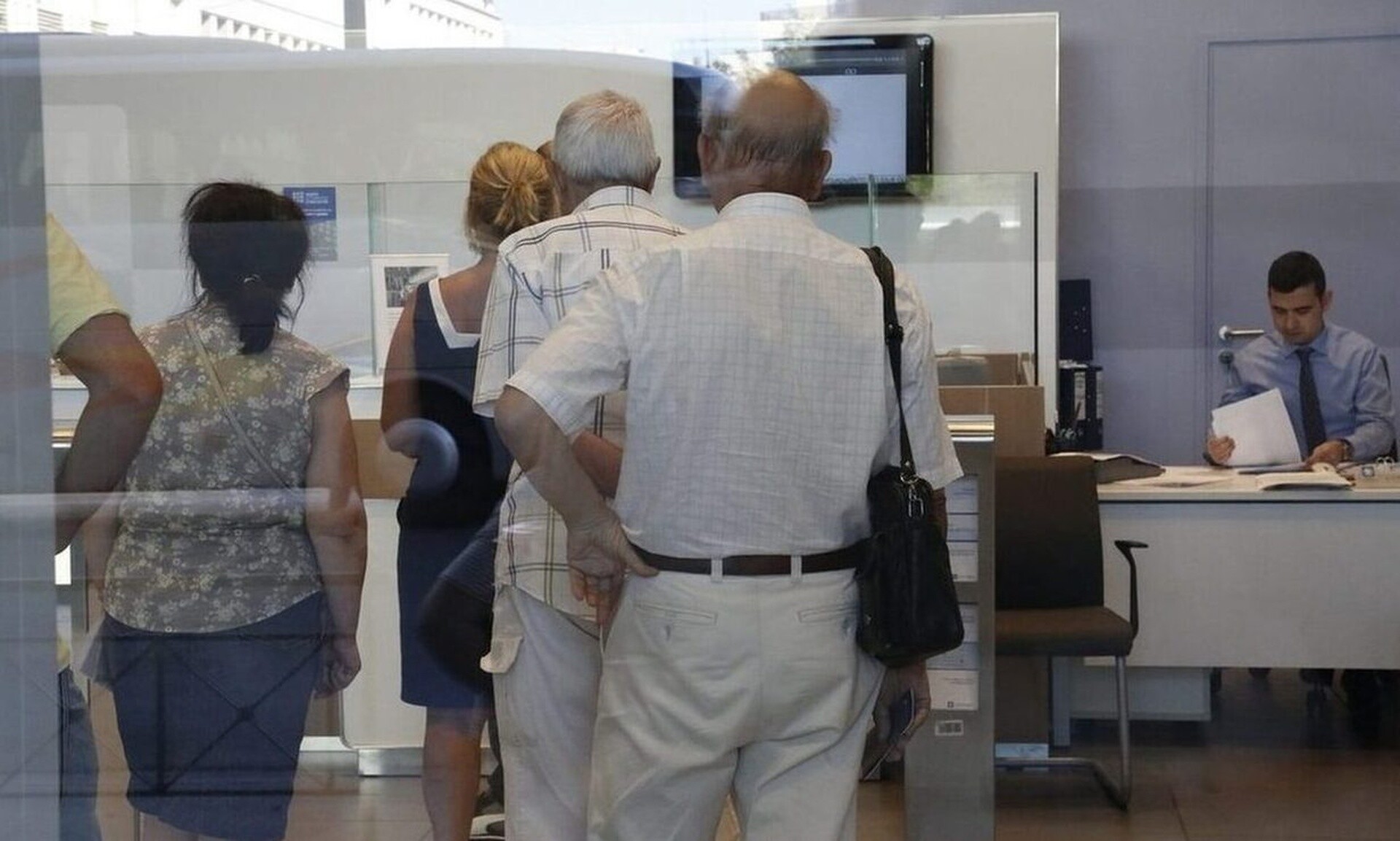 Αναδρομικά: Ποιοι συνταξιούχοι θα λάβουν έως και 50.000 ευρώ τον Απρίλιο – Η δίκη των δικών για δώρα