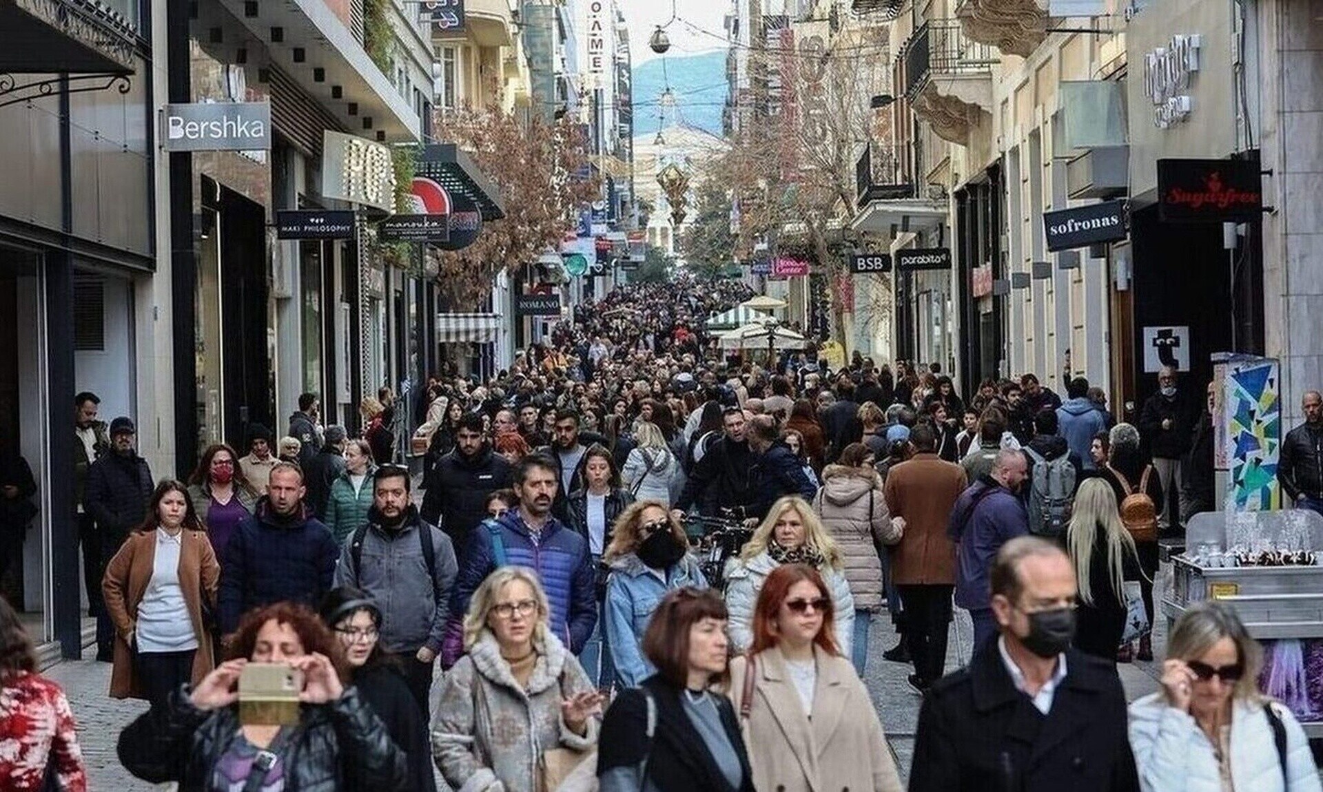 Δώρο Πάσχα: Στα 415 ευρώ για κατώτατο μισθό στα 830 ευρώ