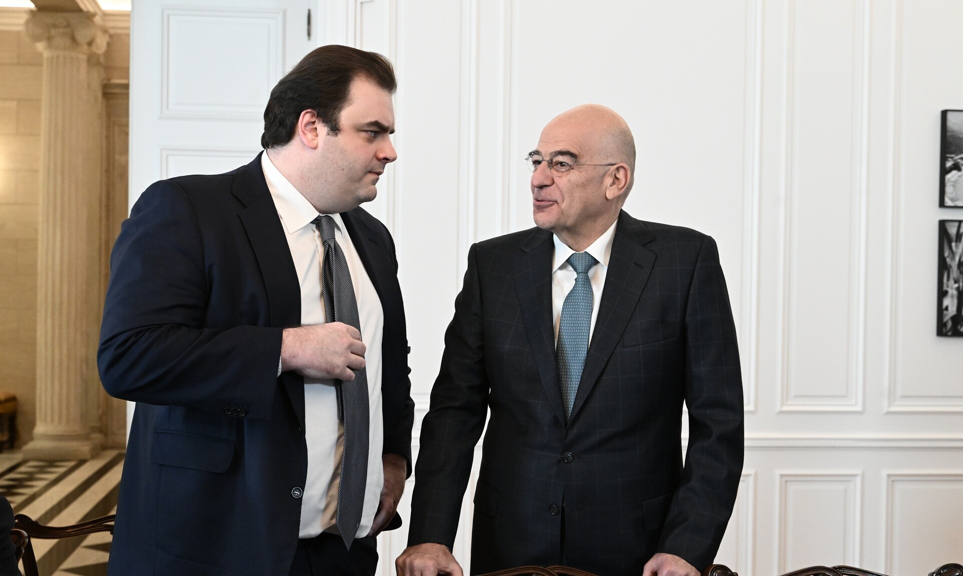 Δημοσκόπηση ALCO:  Δένδιας και Πιερρακάκης οι πιο επιτυχημένοι υπουργοί