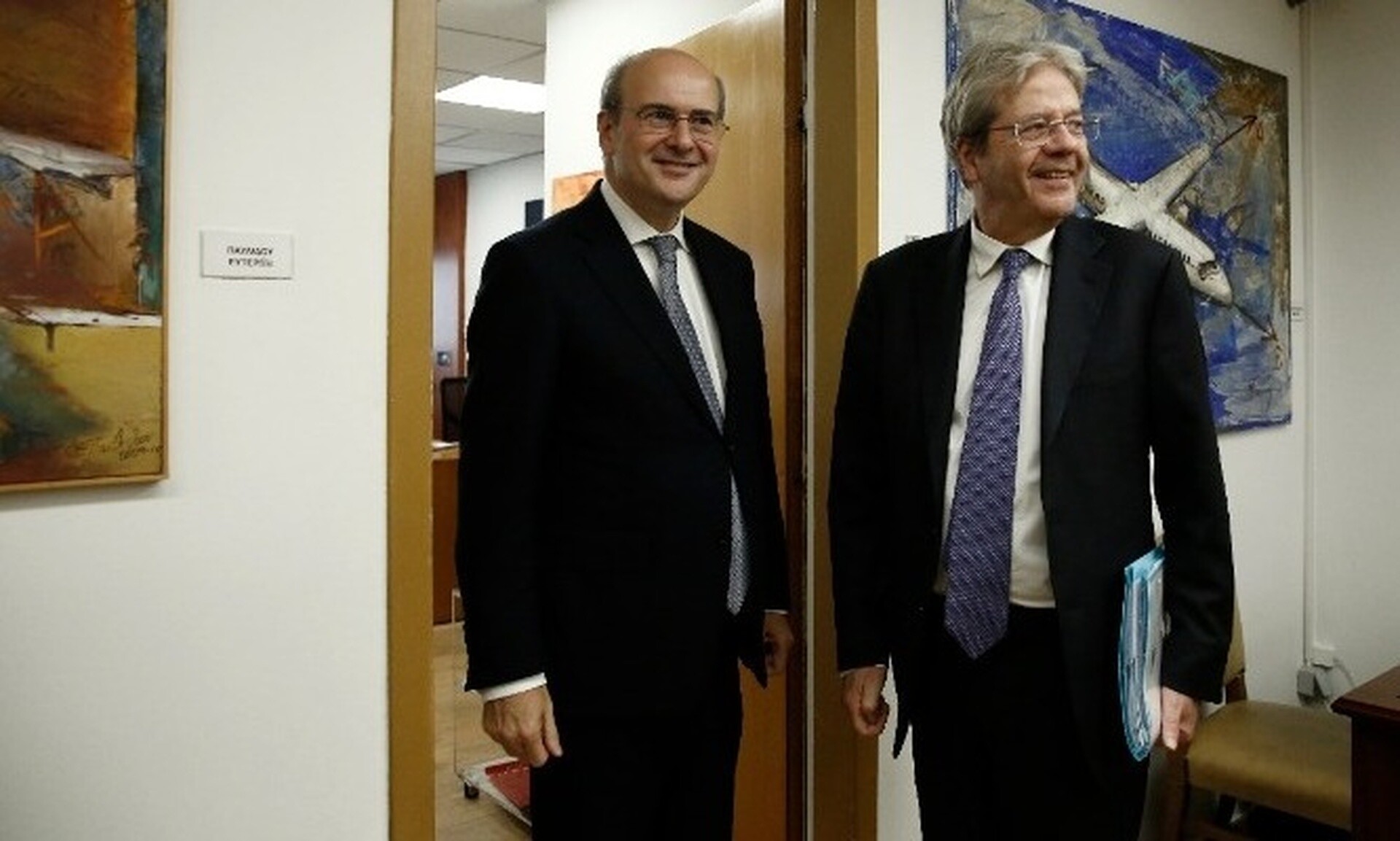 Τζεντιλόνι: Η Ελλάδα παρουσιάζει πιο δυνατή οικονομία συγκριτικά με τον μέσο όρο στην ΕΕ