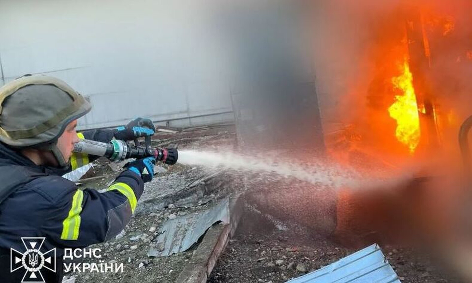 Ουκρανία: Ρωσικά πλήγματα κατέστρεψαν σταθμό παραγωγής ενέργειας – Χιλιάδες άνθρωποι στο σκοτάδι