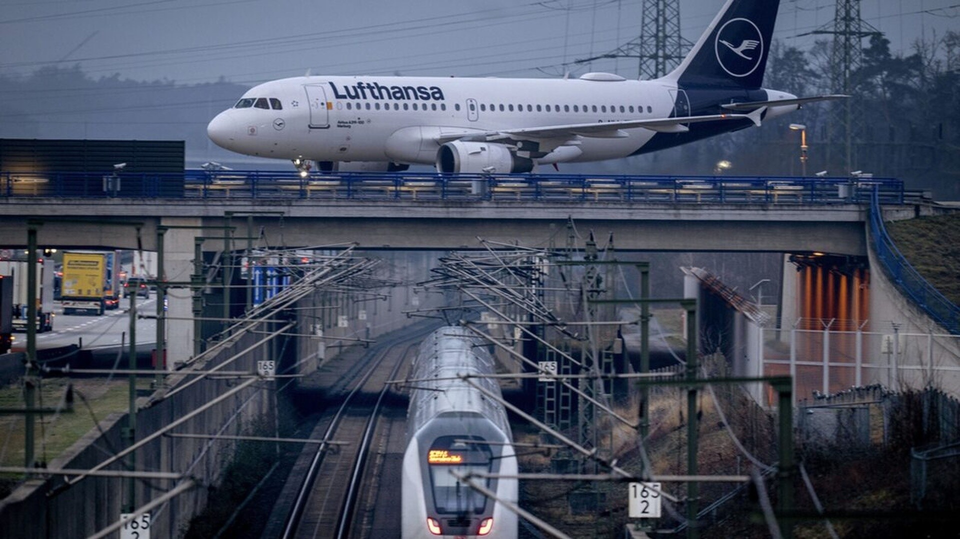 Ιράν: Lufthansa και Austrian Airlines αναστέλλουν τις πτήσεις τους στη χώρα
