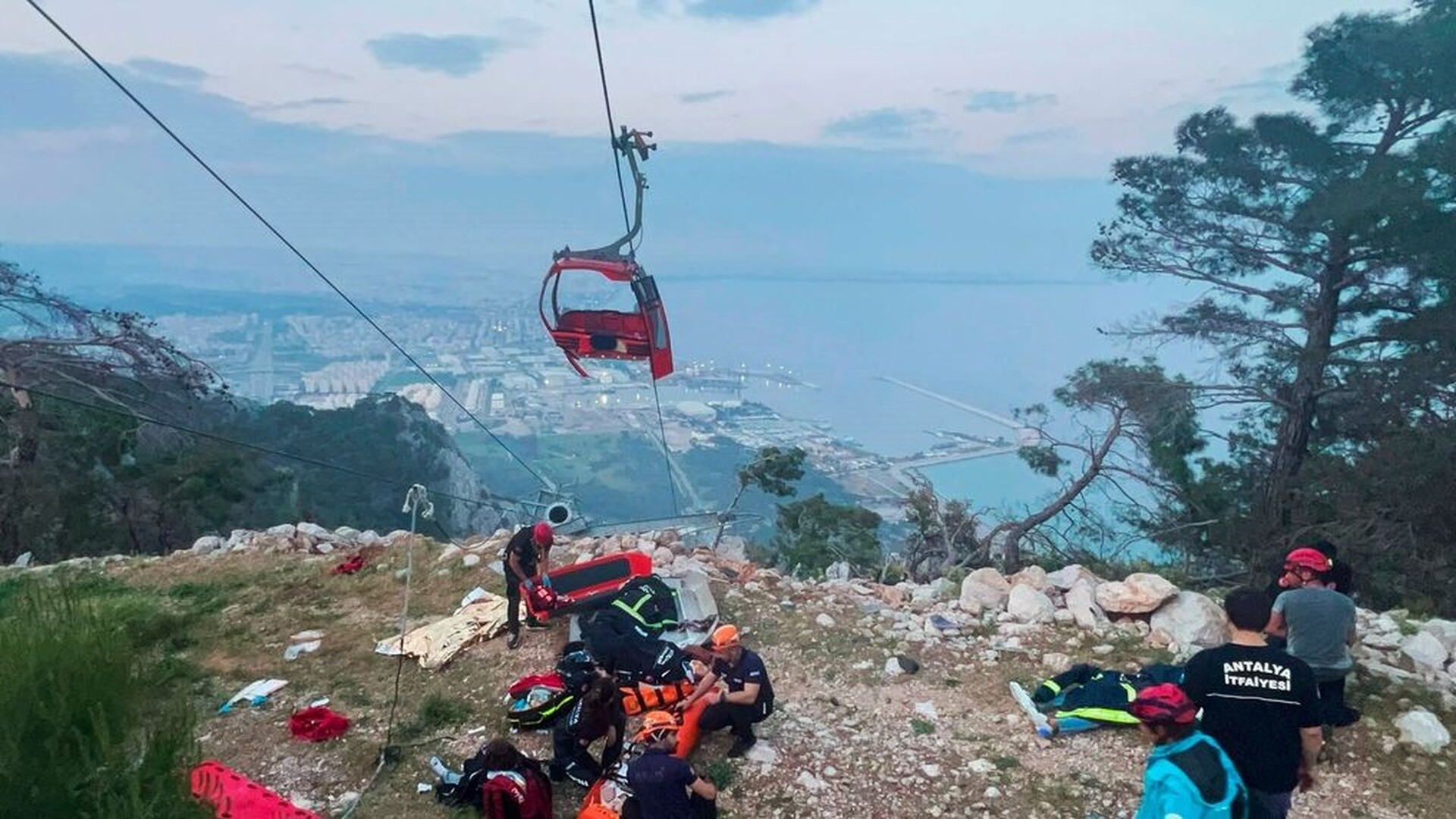Τουρκία: Σώοι και οι 174 εγκλωβισμένοι μετά από το τραγικό ατύχημα με το τελεφερίκ