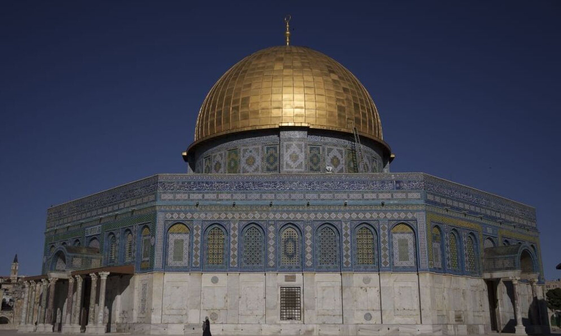 Βιβλική προφητεία σε εξέλιξη: Το τέμενος Al-Aqsa και οι κόκκινες αγελάδες που τρέμει το Ισλάμ