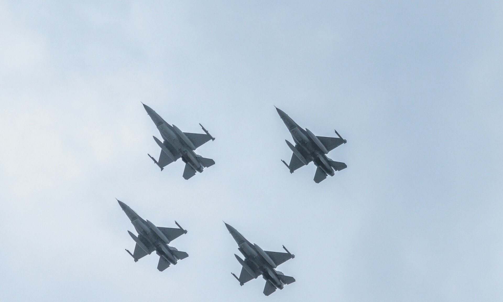 Ισραηλινό «Top Gun»: Πώς η Πολεμική Αεροπορία μπορεί να πλήξει το Ιράν – Τα πιθανά σενάρια