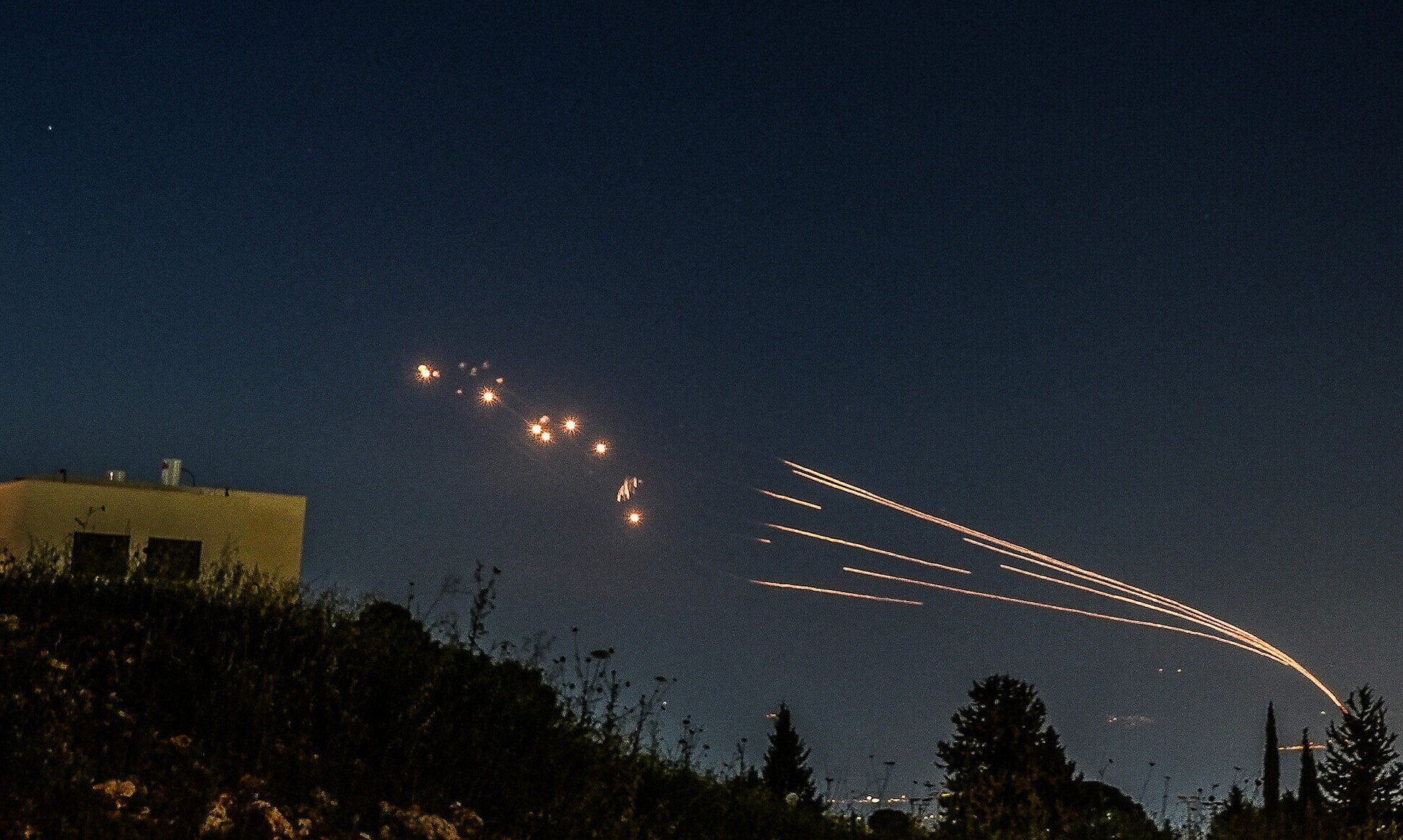 Δύο drones με εκρηκτικά από το Λίβανο έπληξαν το Ισραήλ – Ανέλαβε την ευθύνη η Χεζμπολάχ