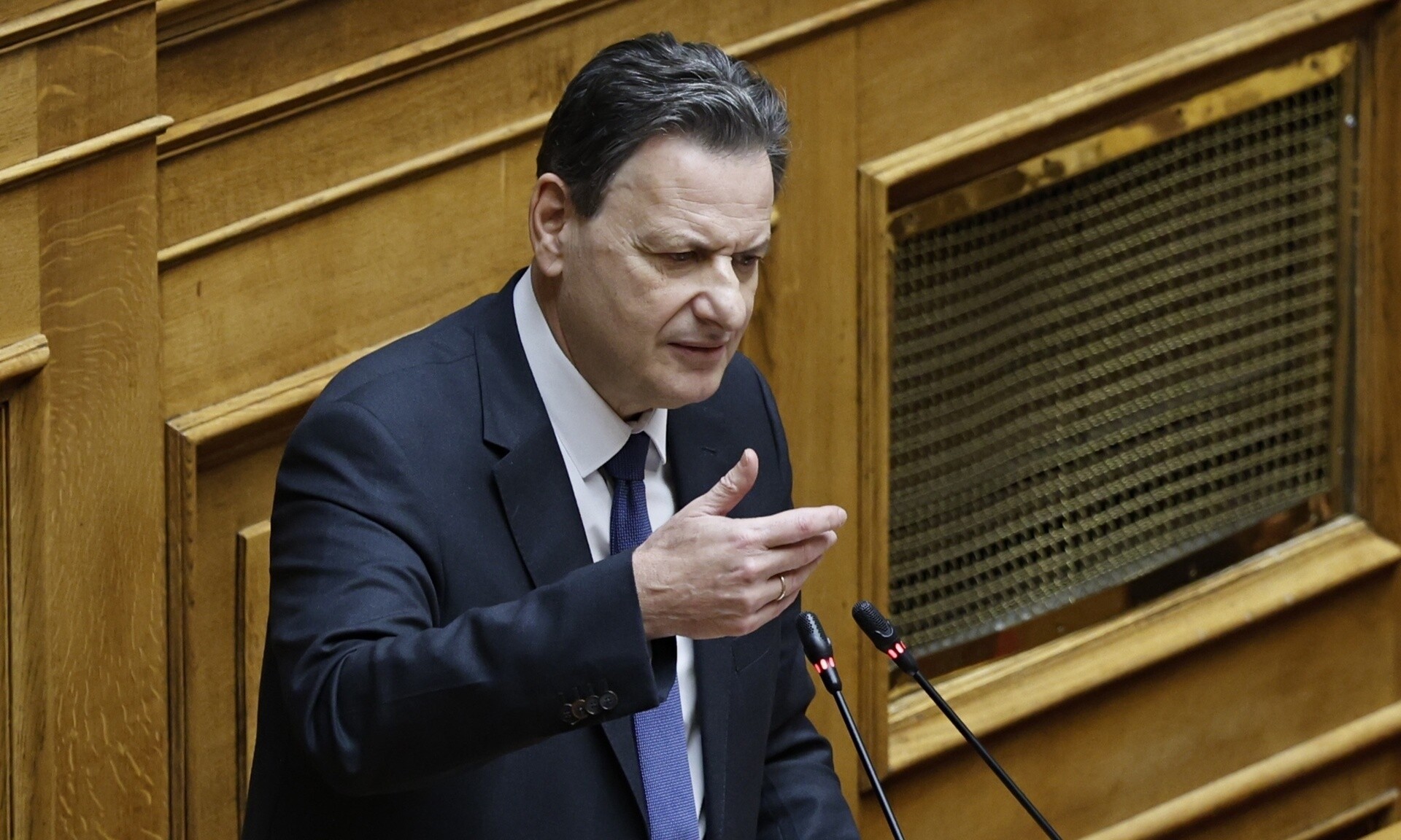 «Βολές» Σκυλακάκη κατά Κασσελάκη: «Έχει παντελή έλλειψη πολιτικής, είναι ξένος μέσα στο κόμμα του»