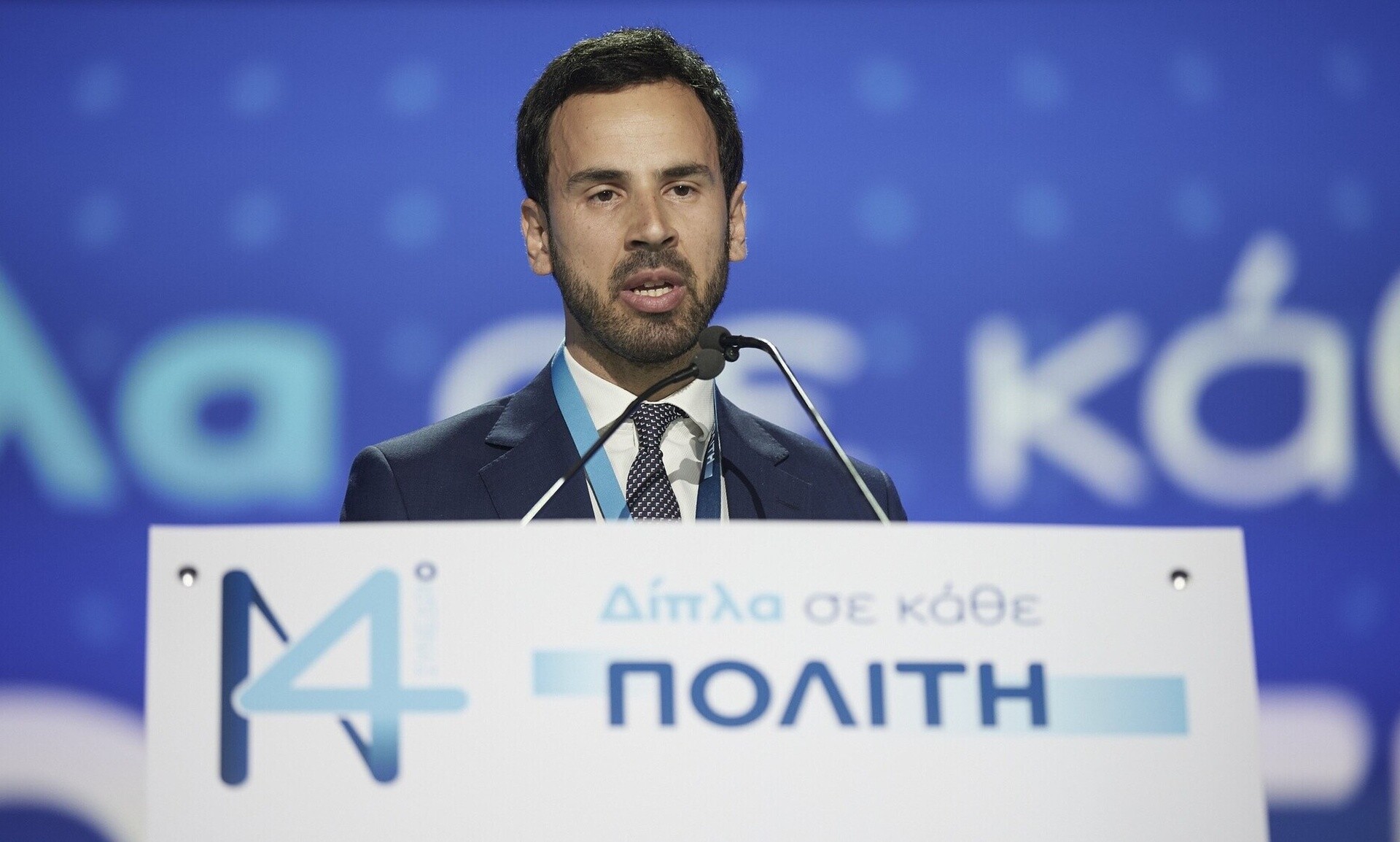 Ρωμανός σε Φαραντούρη: Όταν στην Ευρώπη «έβρεχε» ανάπτυξη στον ΣΥΡΙΖΑ κρατούσαν ομπρέλα»