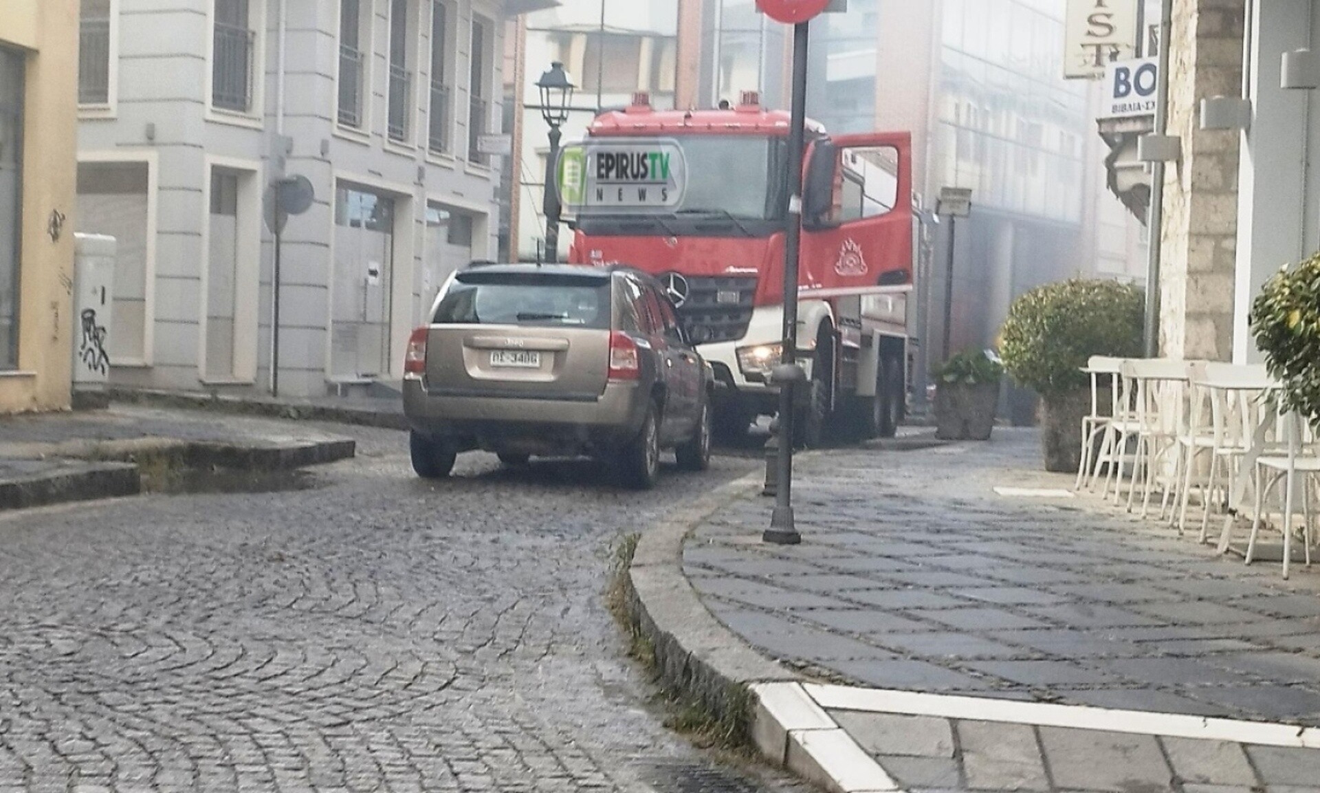 Συναγερμός στα Ιωάννινα για φωτιά σε διαμέρισμα – Απεγκλωβίστηκαν δύο άτομα