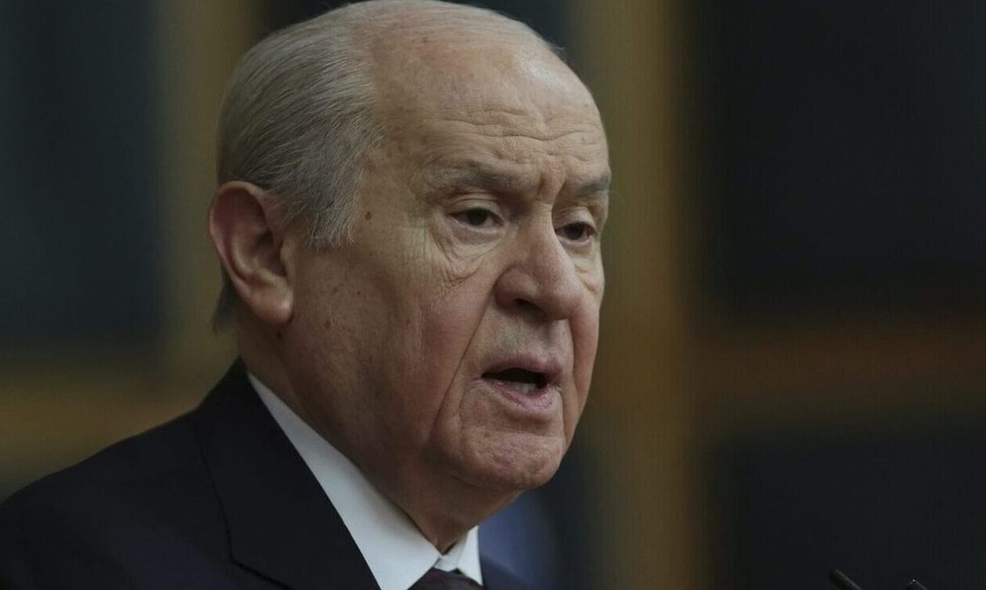 Παραλήρημα Μπαχτσελί: Να αφαιρείται η ιθαγένεια σε όσους δεν αποδέχονται την τουρκική σημαία