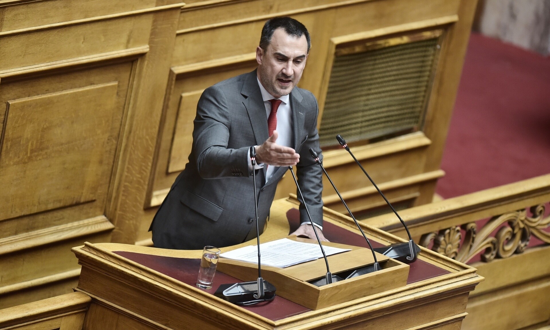 Νέα Αριστερά για Κασσελάκη: «Όσο μιλά για το πρόγραμμά του, τόσο αποκαλύπτεται η βαθιά άγνοιά του»