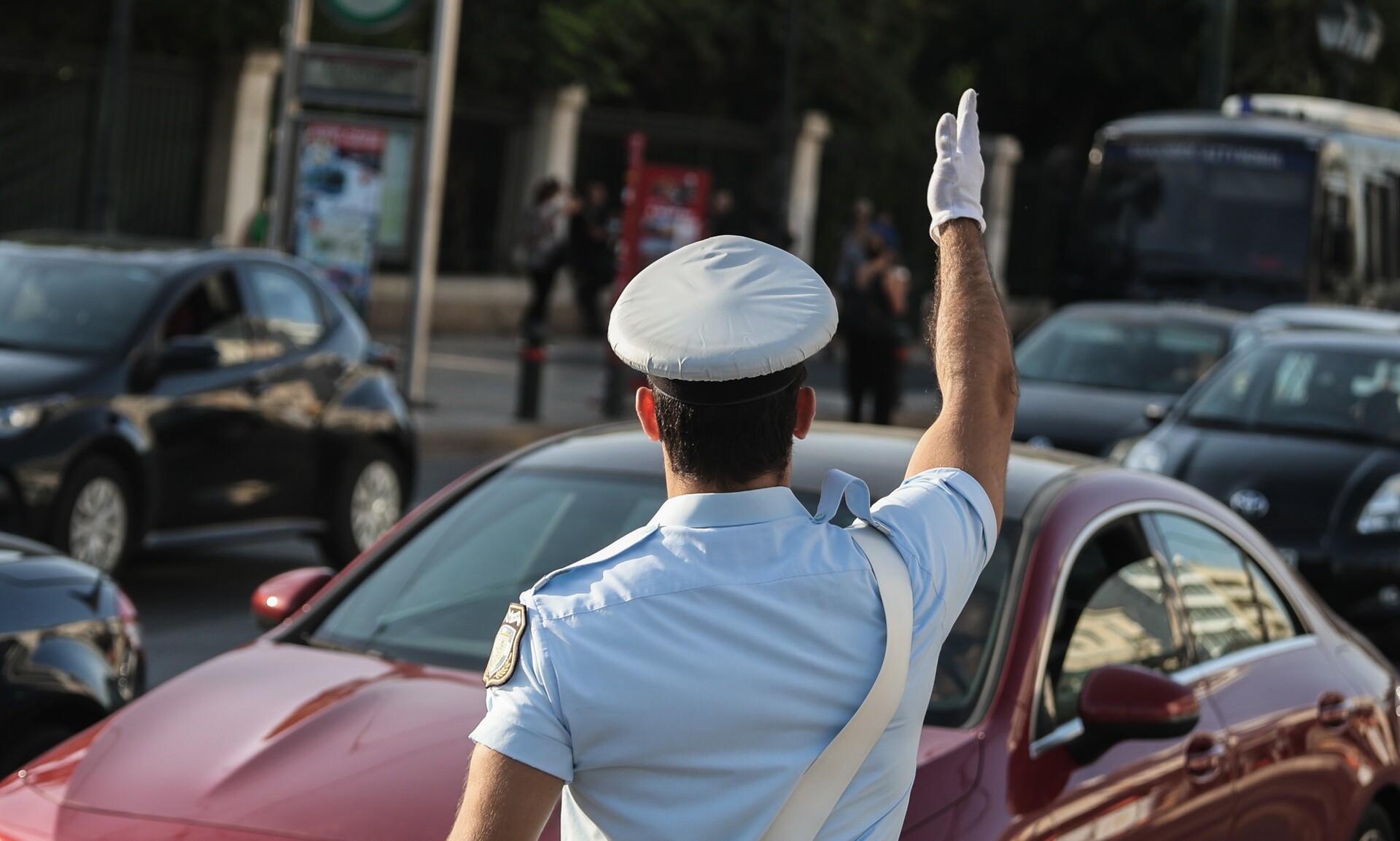 Θεσσαλονίκη: Παράσυρση τροχονόμου που ρύθμιζε την κυκλοφορία