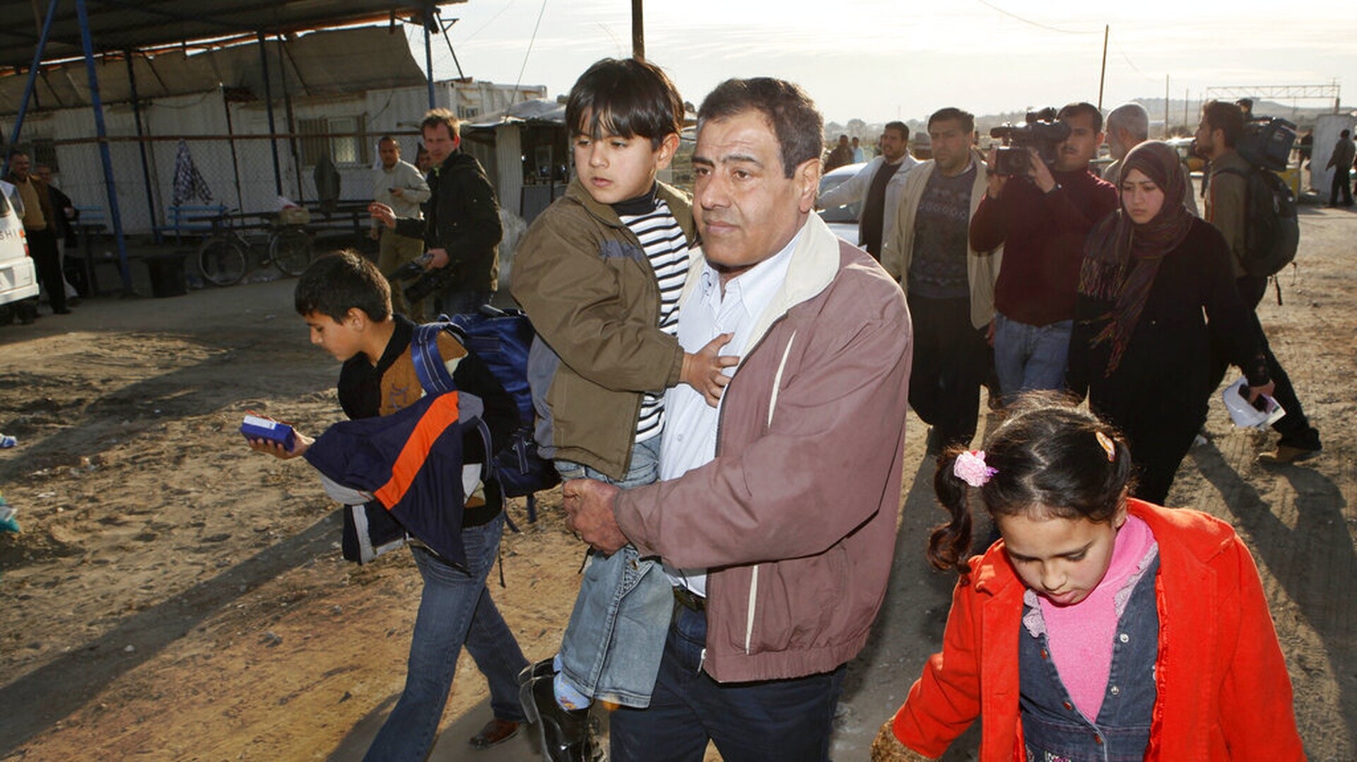 Πόλεμος στο Ισραήλ: 100.000 Παλαιστίνιοι έχουν καταφύγει στην Αίγυπτο