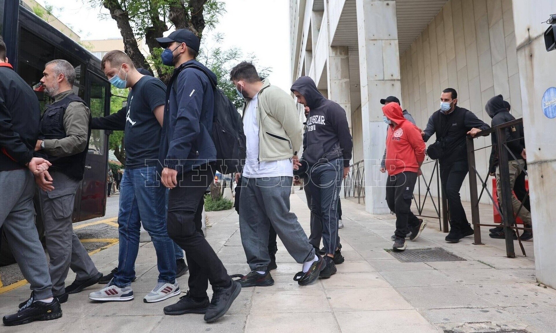 Δολοφονία Ρέντη – Λυγγερίδης: Αφέθηκαν ελεύθεροι δύο συλληφθέντες – Συνεχίζονται οι ανακρίσεις