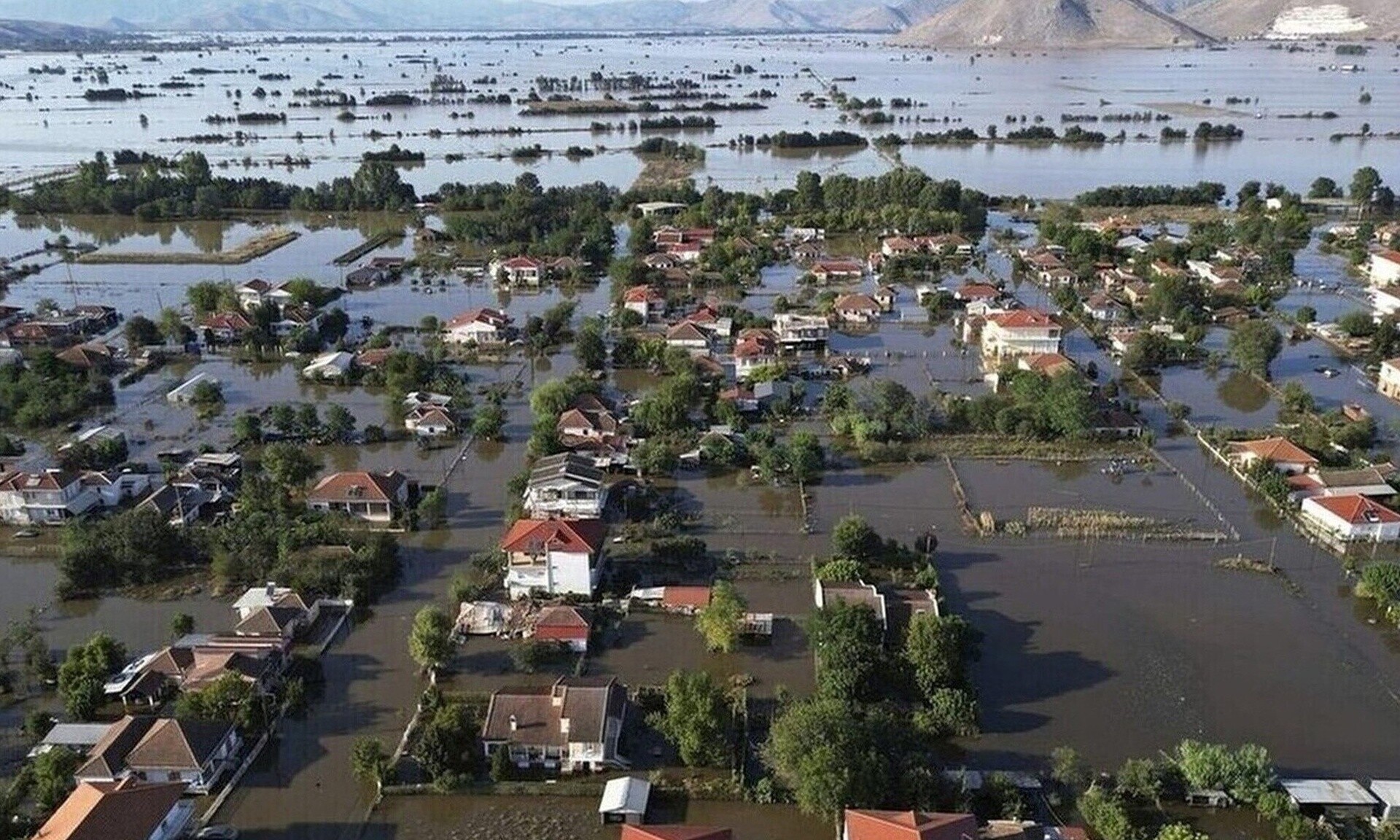 Χατζηδάκης: Ενισχύσεις 600 εκατ. ευρώ για τους αγρότες της Θεσσαλίας