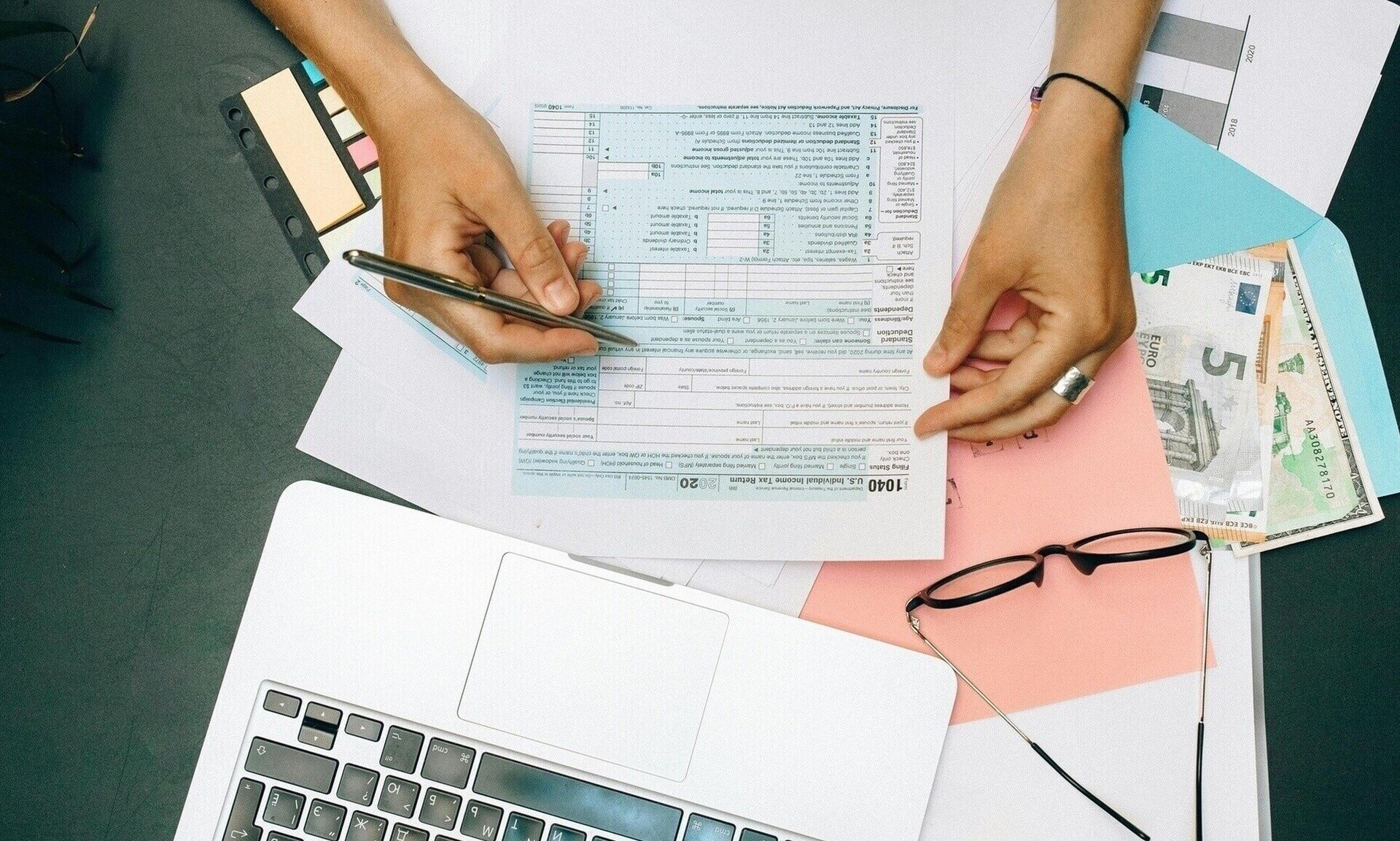 «Μπλόκο» στην υποβολή χιλιάδων φορολογικών δηλώσεων – Τι πρέπει να κάνετε