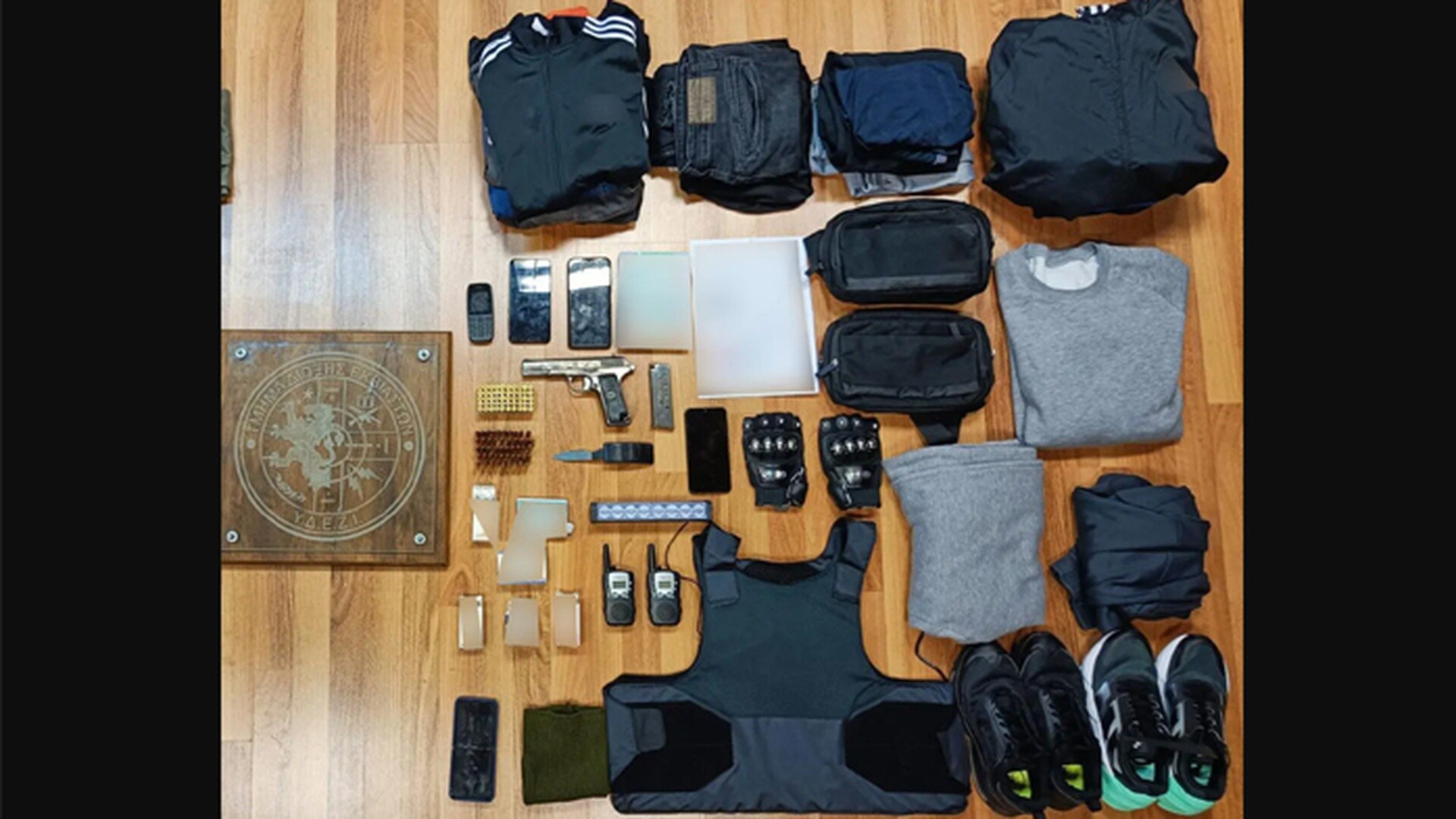 Δίωξη εκβιαστών: Συνελήφθησαν τέσσερα άτομα για βομβιστικές επιθέσεις σε πρατήριο καυσίμων και κάβας