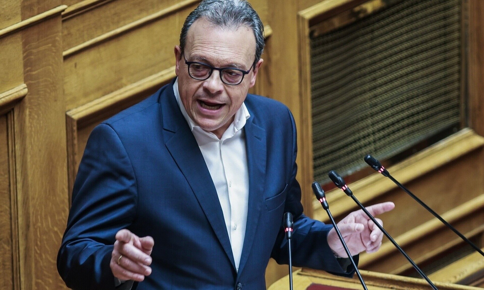 Φάμελλος: «Η κυβέρνηση υποβαθμίζει την Δικαιοσύνη και την δημοκρατία»