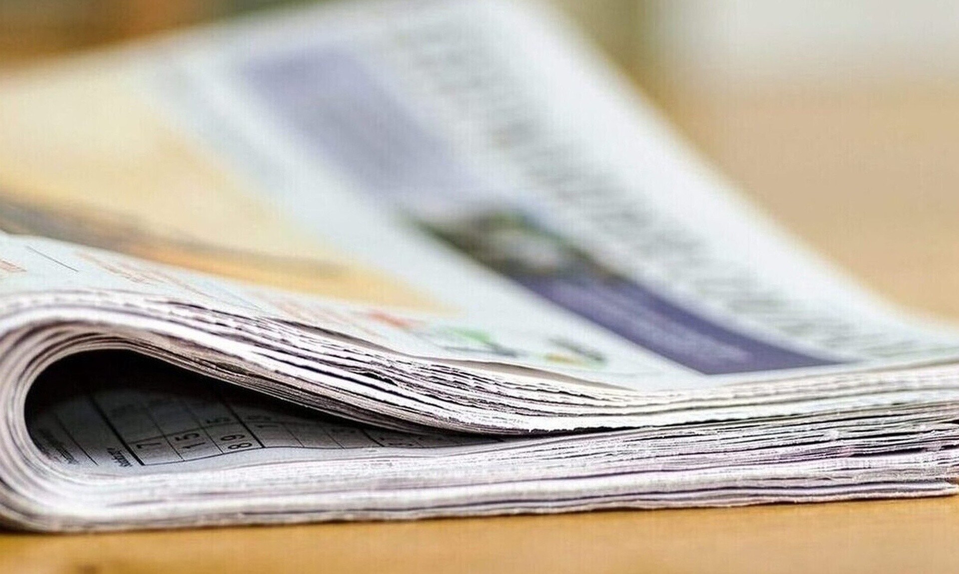 Πρωτοσέλιδα εφημερίδων: Τι γράφουν σήμερα Μεγάλη Πέμπτη 2 Μαΐου