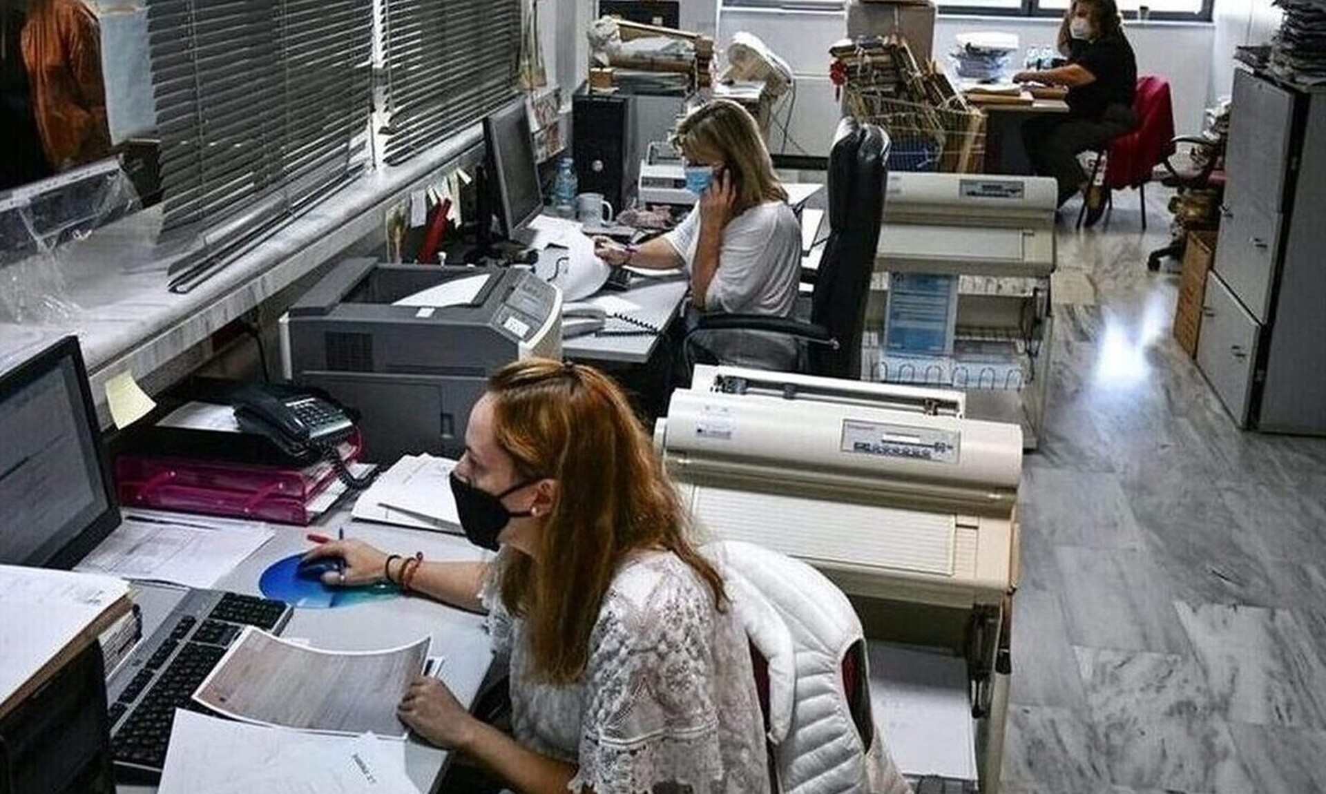 Πρόωρη σύνταξη με πλήρεις αποδοχές: Οδηγός, όροι, ποιες είναι οι προϋποθέσεις και ποιους αφορά