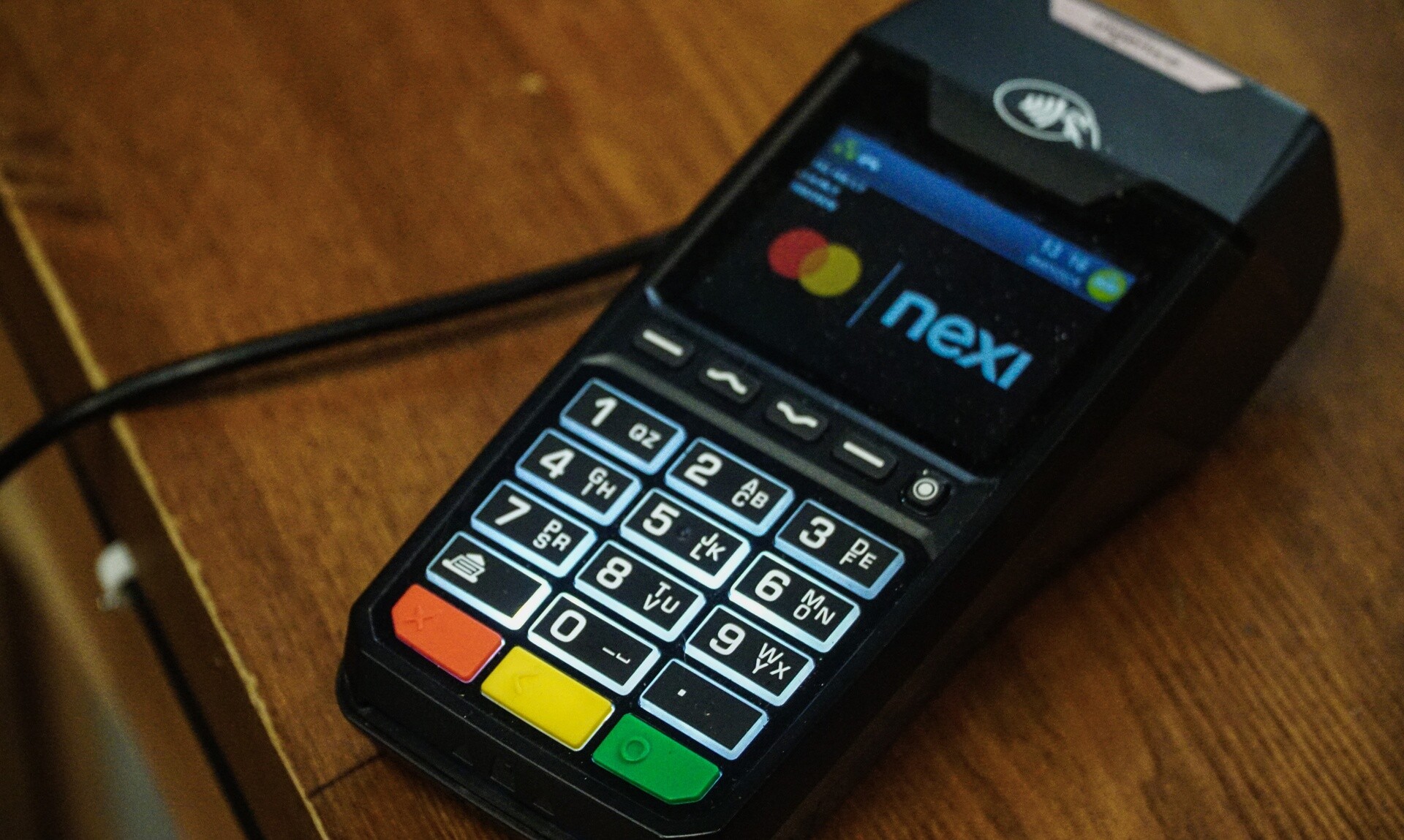 Ξεπέρασαν τις 250.000 οι διασυνδέσεις POS με ταμειακές μηχανές – Τι θα ισχύσει με τα πρόστιμα