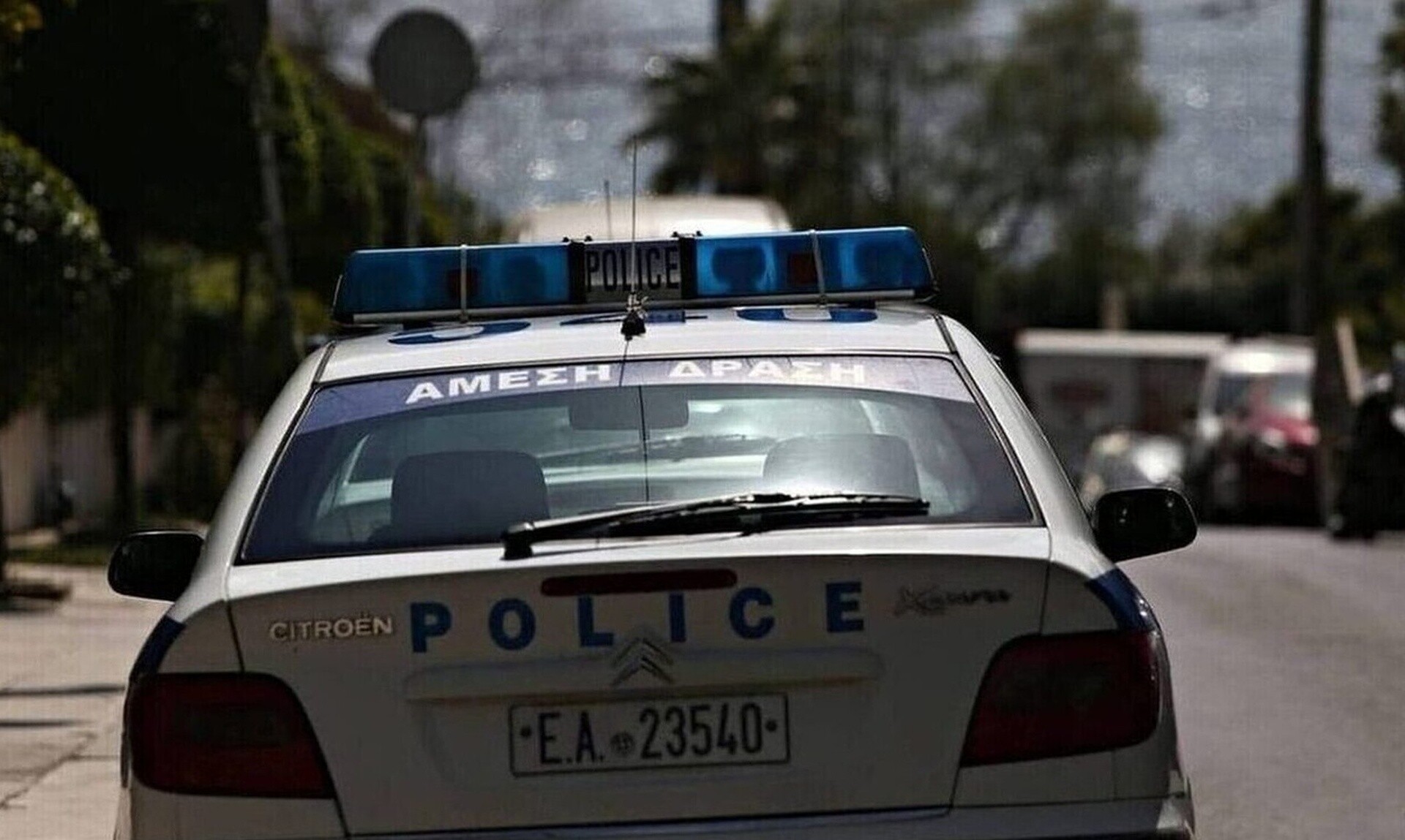 Κιλκίς: Άνδρας επιτέθηκε με τσεκούρια κατά αστυνομικών – Προηγήθηκε επεισόδιο ενδοοικογενειακής βίας