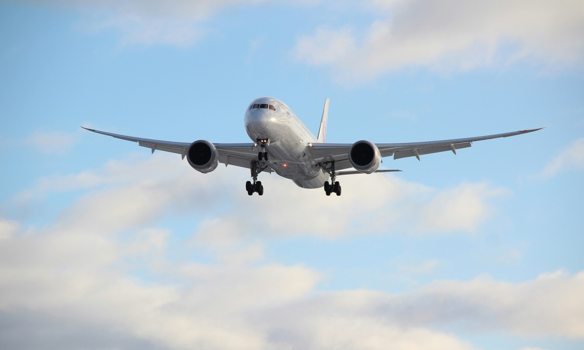 Boeing: Νεκρός και δεύτερος πληροφοριοδότης που μίλησε για ελαττώματα στην παραγωγή