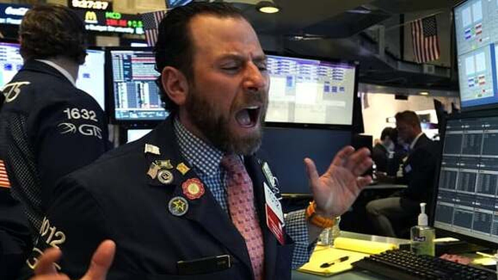 Wall Street: Οι δηλώσεις του προέδρου της FED έφεραν κέρδη στο Χρηματιστήριο