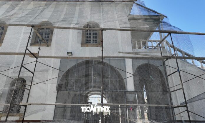 1546110-rouketopolemos.jpg