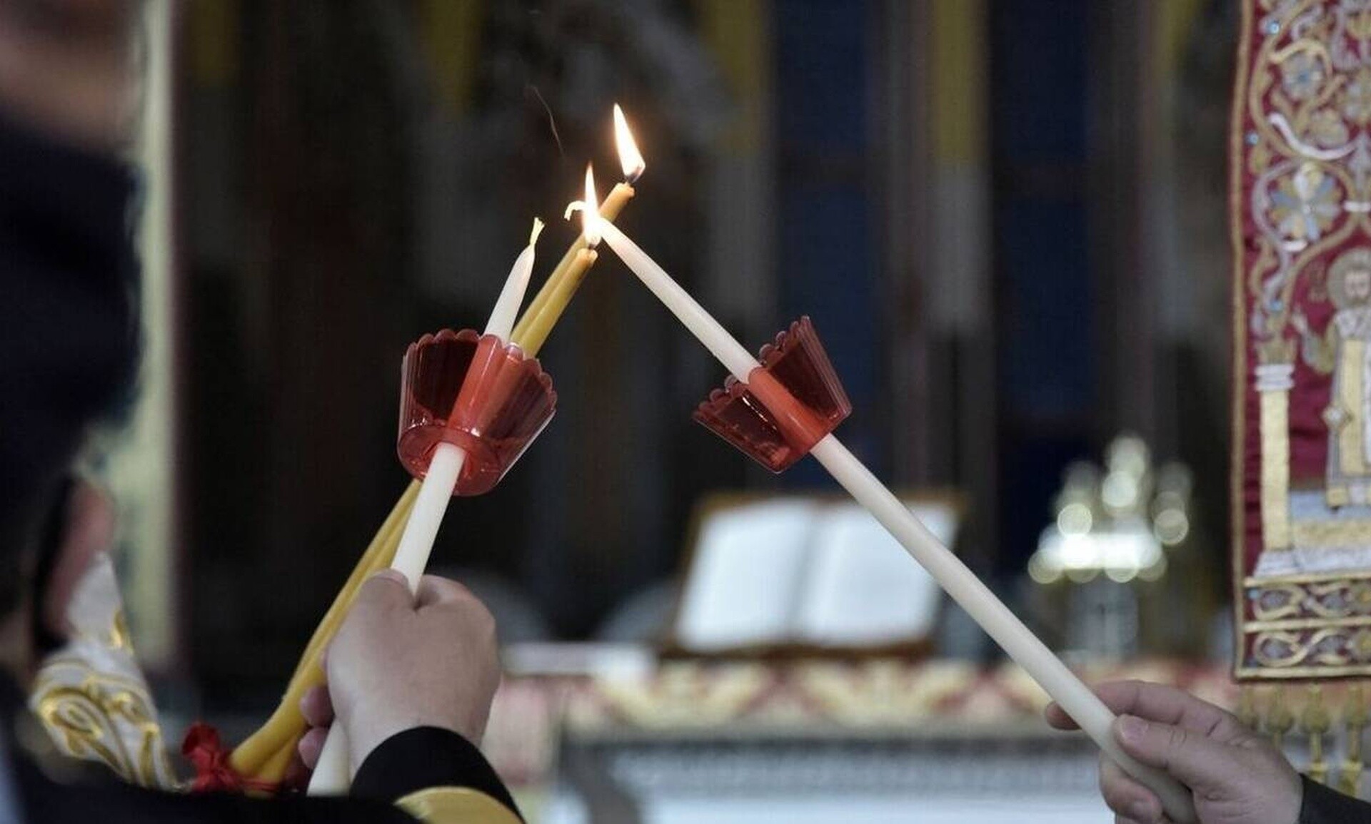 Σε 12 ξένες γλώσσες το Αναστάσιμο Ευαγγέλιο στον μητροπολιτικό ναό Αγίου Γρηγορίου Παλαμά
