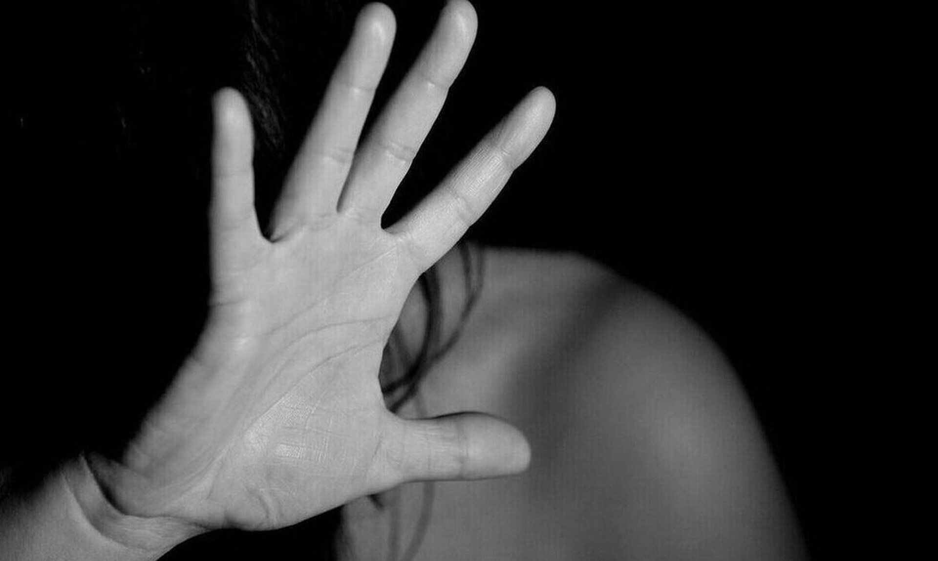 Ο εφιάλτης του «stalking» για 19χρονη: Ηλικιωμένοςτης είχε κάνει τον βίο αβίωτο – Επενέβη η ΕΛ.ΑΣ.