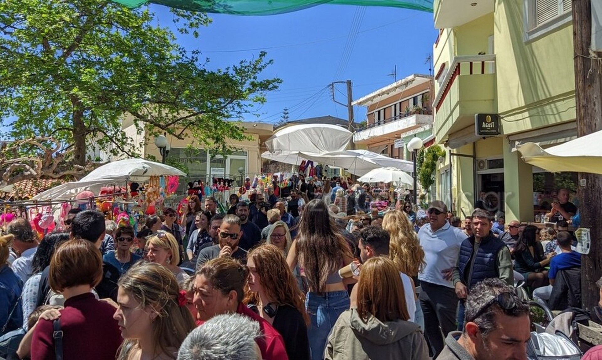 Χανιά: Ολοκληρώθηκε και φέτος το παραδοσιακό παζάρι της Μεγάλης Παρασκευής στις Βουκολιές