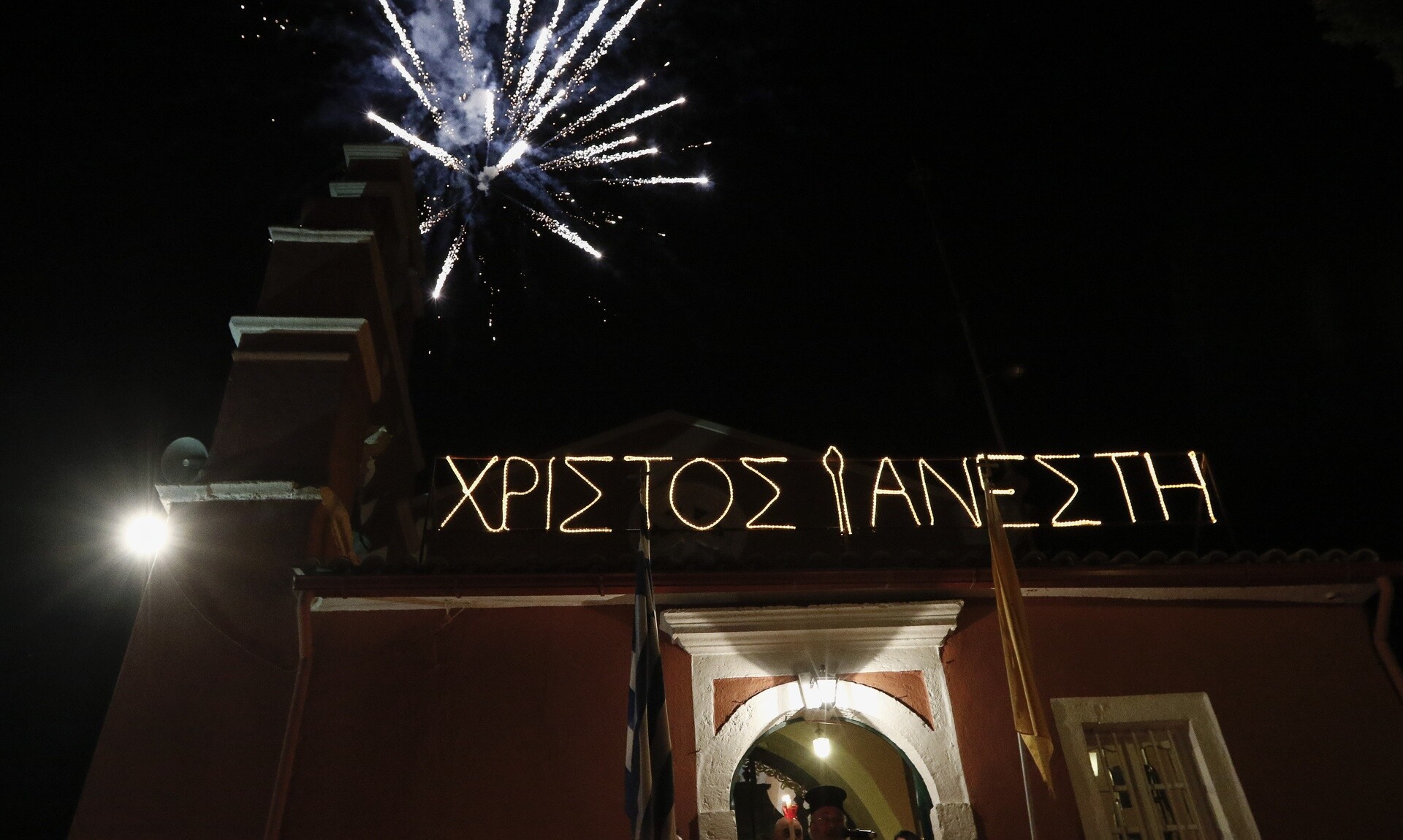 Καιρός – Αρναούτογλου: Πού θα έχουμε Ανάσταση με ομπρέλες